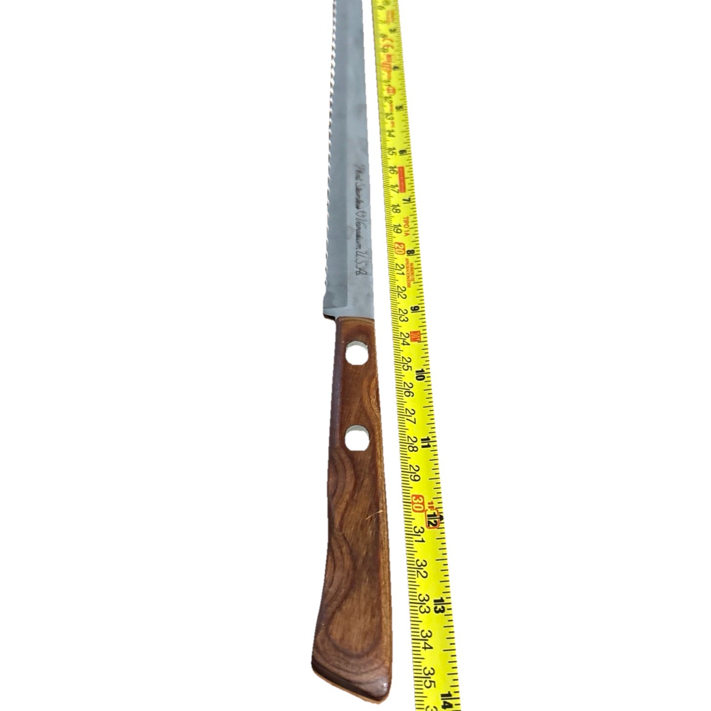 Ekco Flint Stainless Vanadium Serrated Bread Knife Wood Handle USA 9.25” Blade