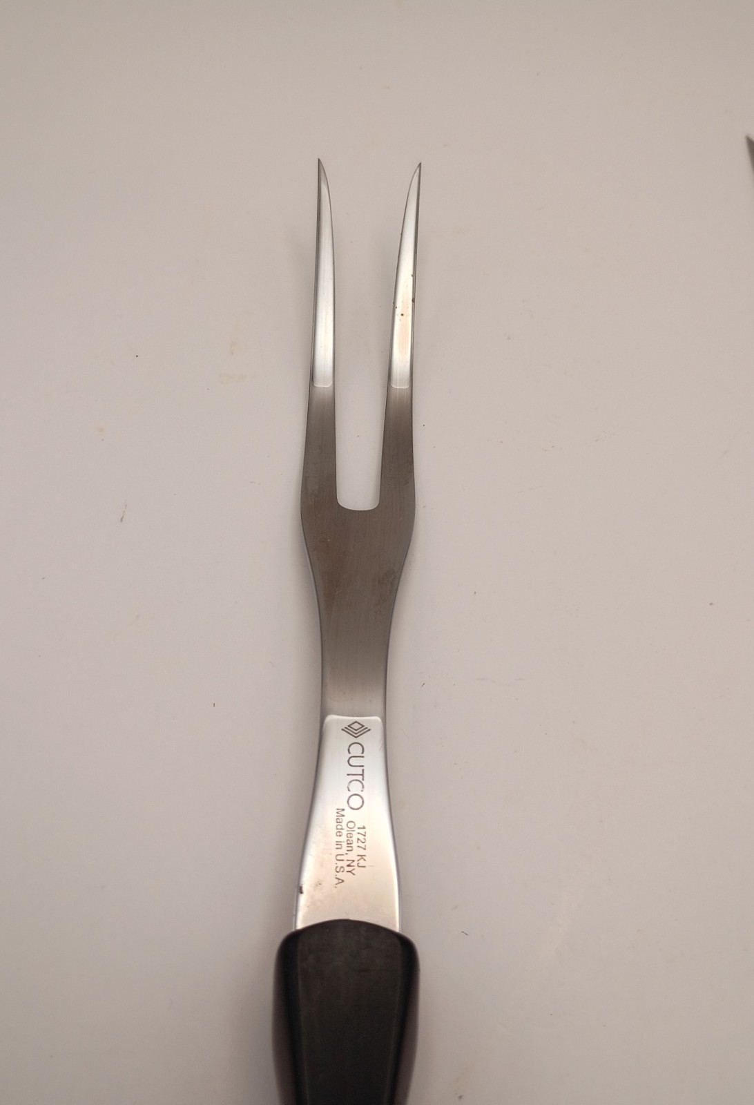 Cutco 1723KI 14.5″ Serrated Knife With 9″ Blade & 1727KJ 12″ Fork. GC, USA