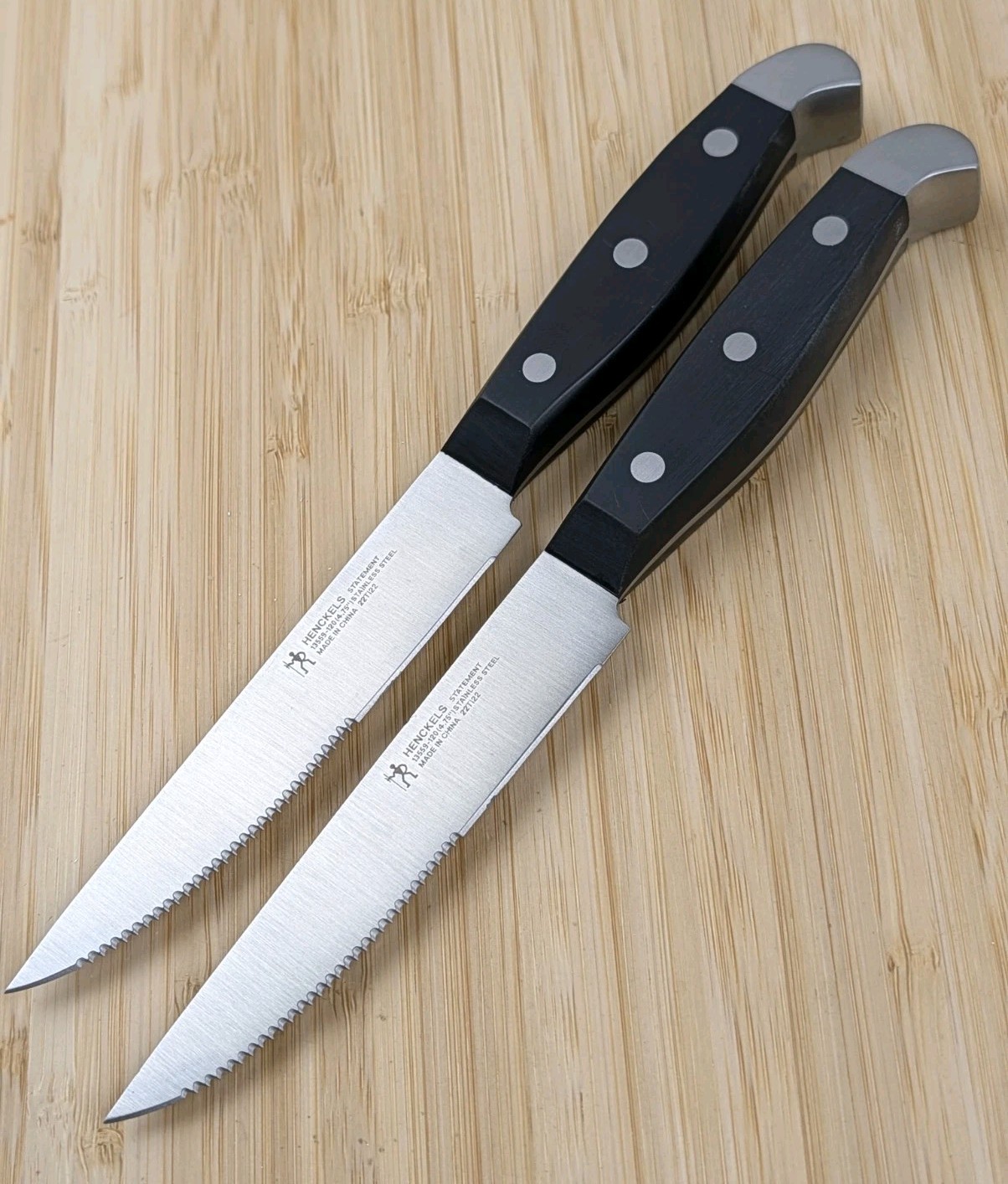 2pc Henckels STATEMENT 4.75-in STEAK Knife SET, Stainless Steel, 13559-120, (C)