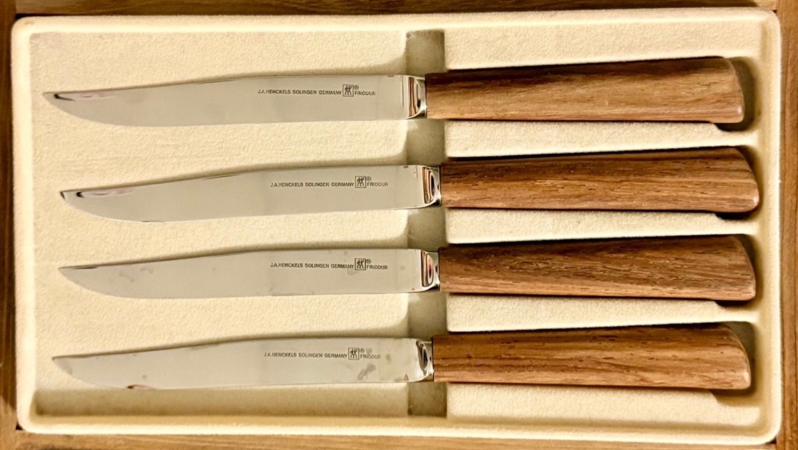 RARE JA Henckels Zwilling TEAK 4 Pc Steak Knife Set Wood Case Germany NEAR MINT