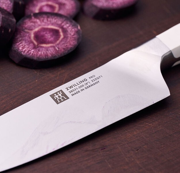 8-inch, Chef’s Knife, Ergonomic White Polymer, Triple-Rivet Handle, Comfort