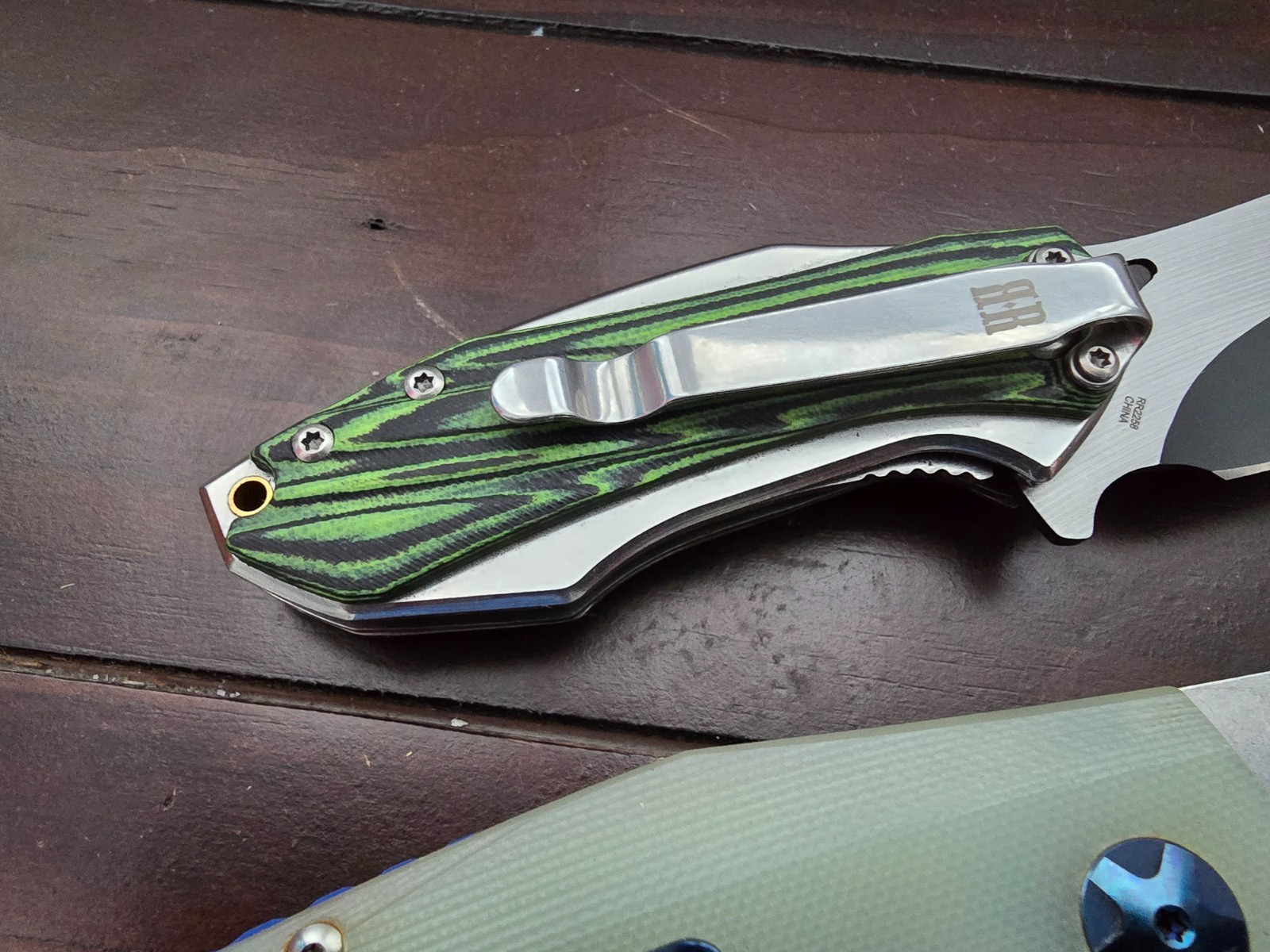 Unbranded Knives Set of 4 – Brand New – No Boxes – Sold As Is