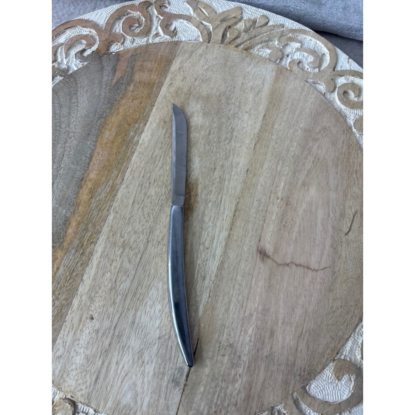 Modernist Stainless Steel Steak Knife Curved Handle Minimalist Silver 9 Inch