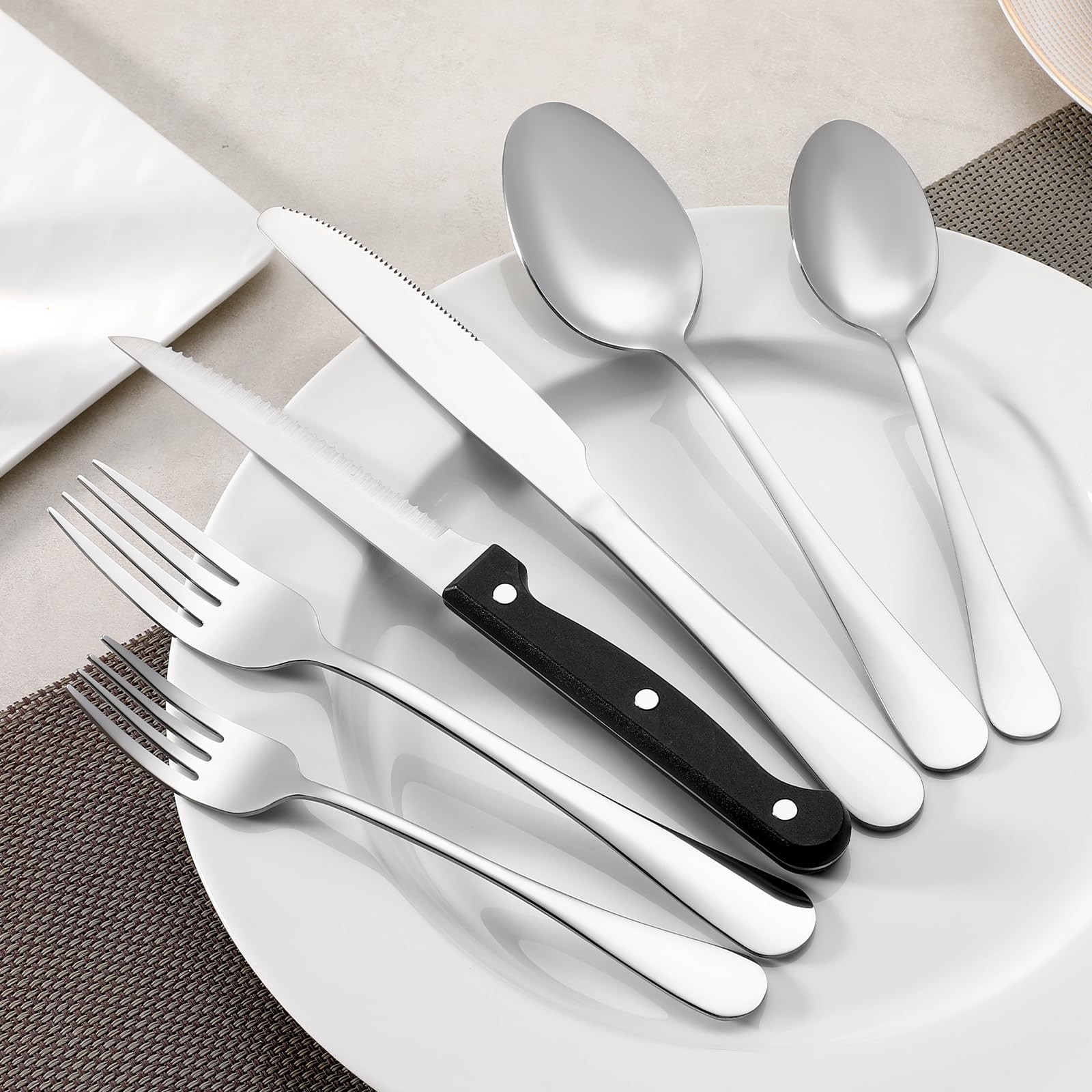 Steak Knives Set of 8, Sharp Triple Rivet Steak Knife Sets, HighCarbon Stainl…