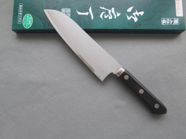 Kanekei Blue S Steel Santoku Knife 180mm Sharpness, Black Handle, Used