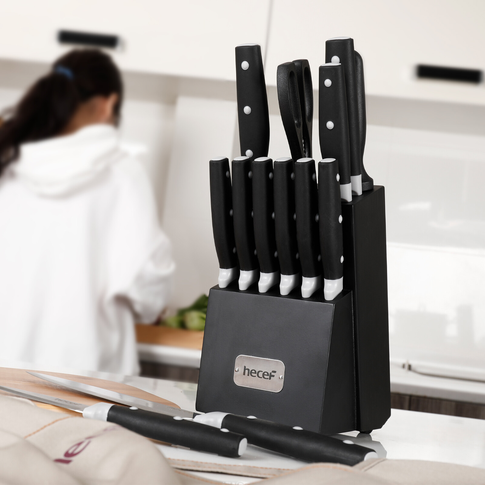 14 PCS Kitchen Knife Block Set with Wooden Block Chef Knife Steak Cutlery Set