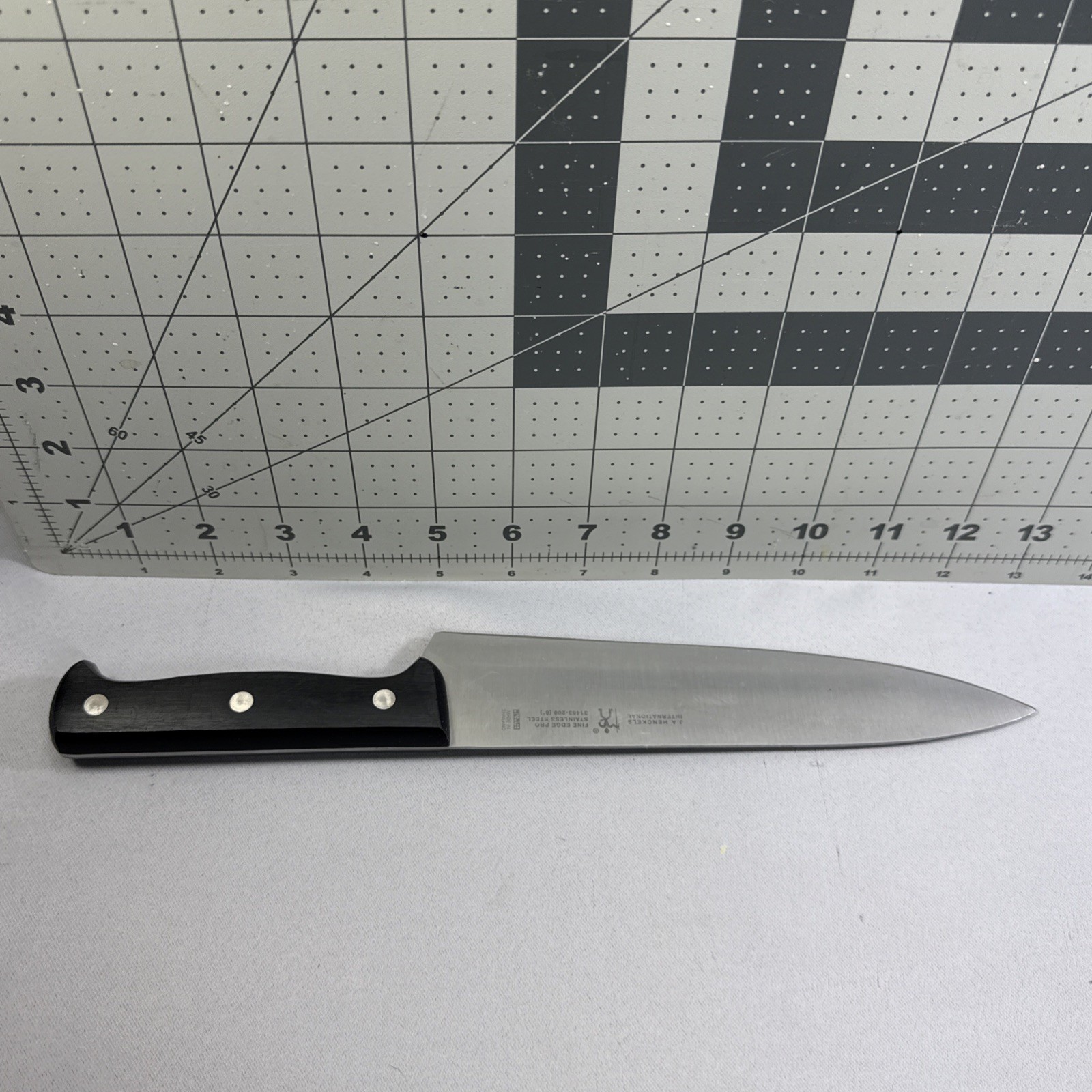 J.A. Henckels Fine Edge Pro 8″ Chef’s Knife 31463-200 Full Tang Nice!
