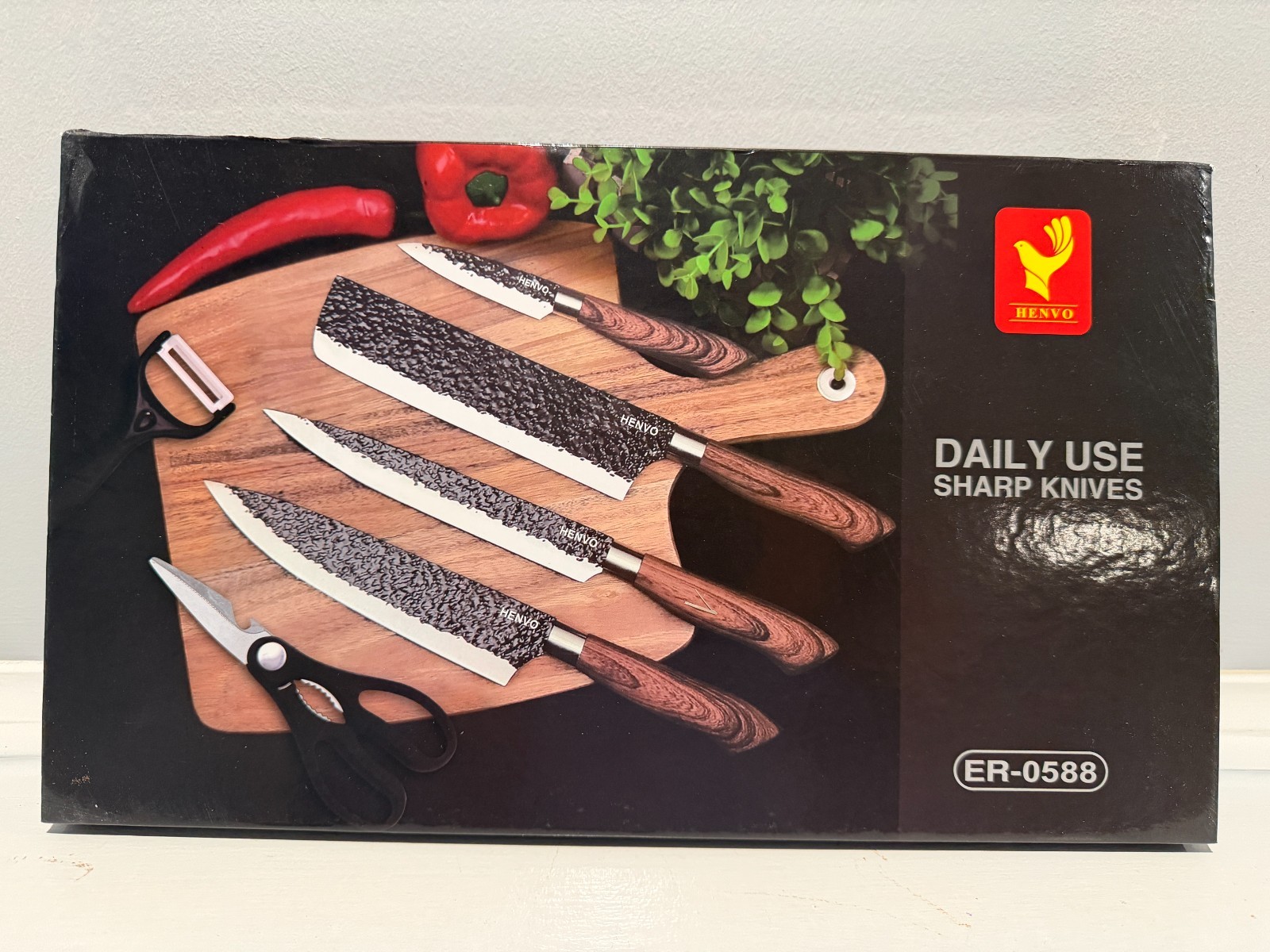 Henvo Daily Use 6 Piece Corrugated Kitchen Knife Set