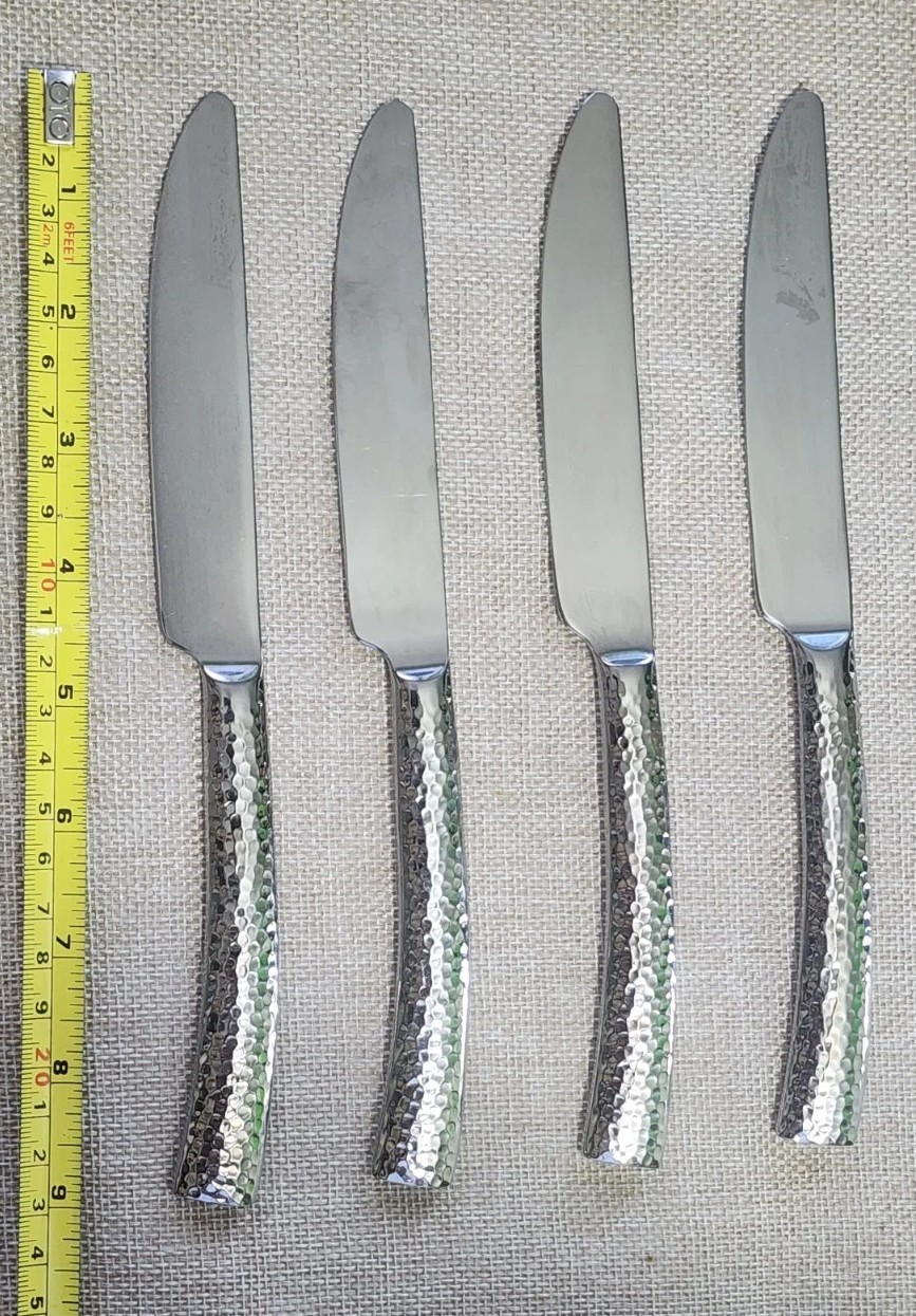 LOT OF 4 VIETNAM 🇻🇳 TOWLE c2012 TEXTURE HAMMERED NEW FRENCH SOLID KNIVES 🍽
