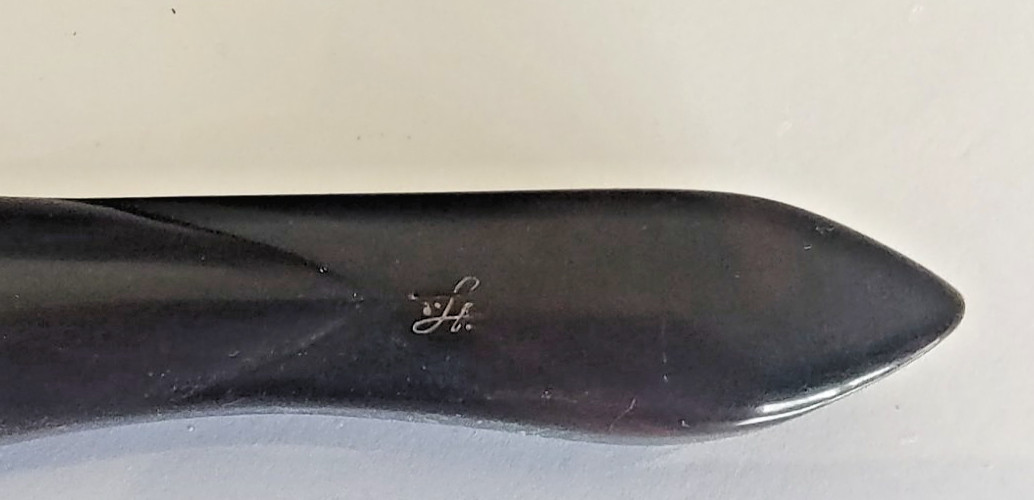 VTG Set of 8 Cutco No. 1759 Serrated Steak Knives Brown Handle Wooden Box