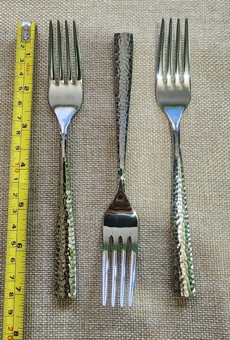 LOT OF 3 VIETNAM🇻🇳 TOWLE c2012 TEXTURE HAMMERED “7” STAINLESS SALAD FORKS🥗🍅