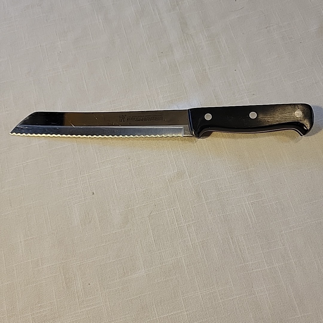J.A. HENCKLES Int’l Eversharp Pro Serrated Knife Stainless Steel 7.5″ Blade