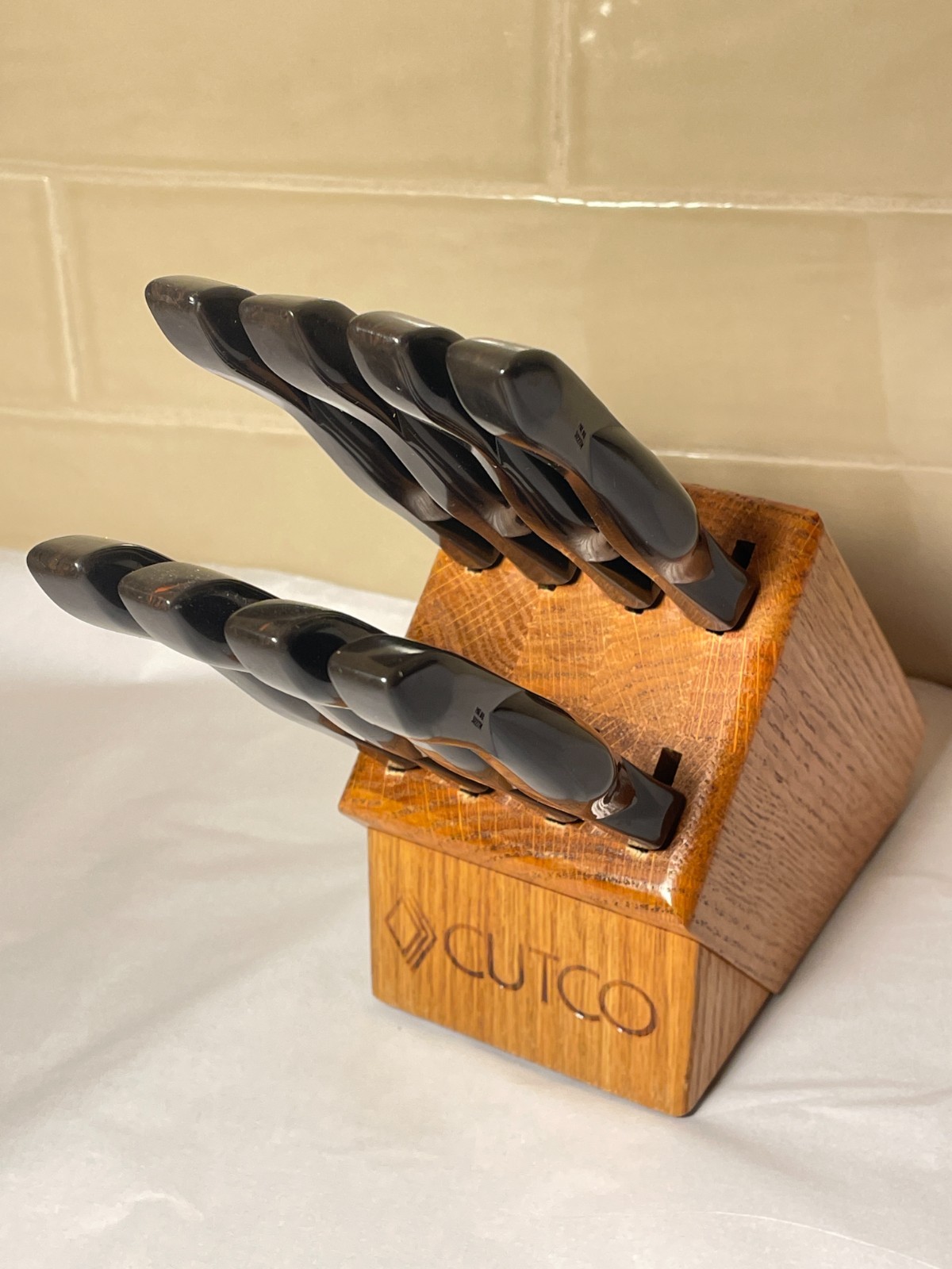 Cutco Serrated Steak Knives #1759 JC Complete Set of 8 + Original Block – Mint
