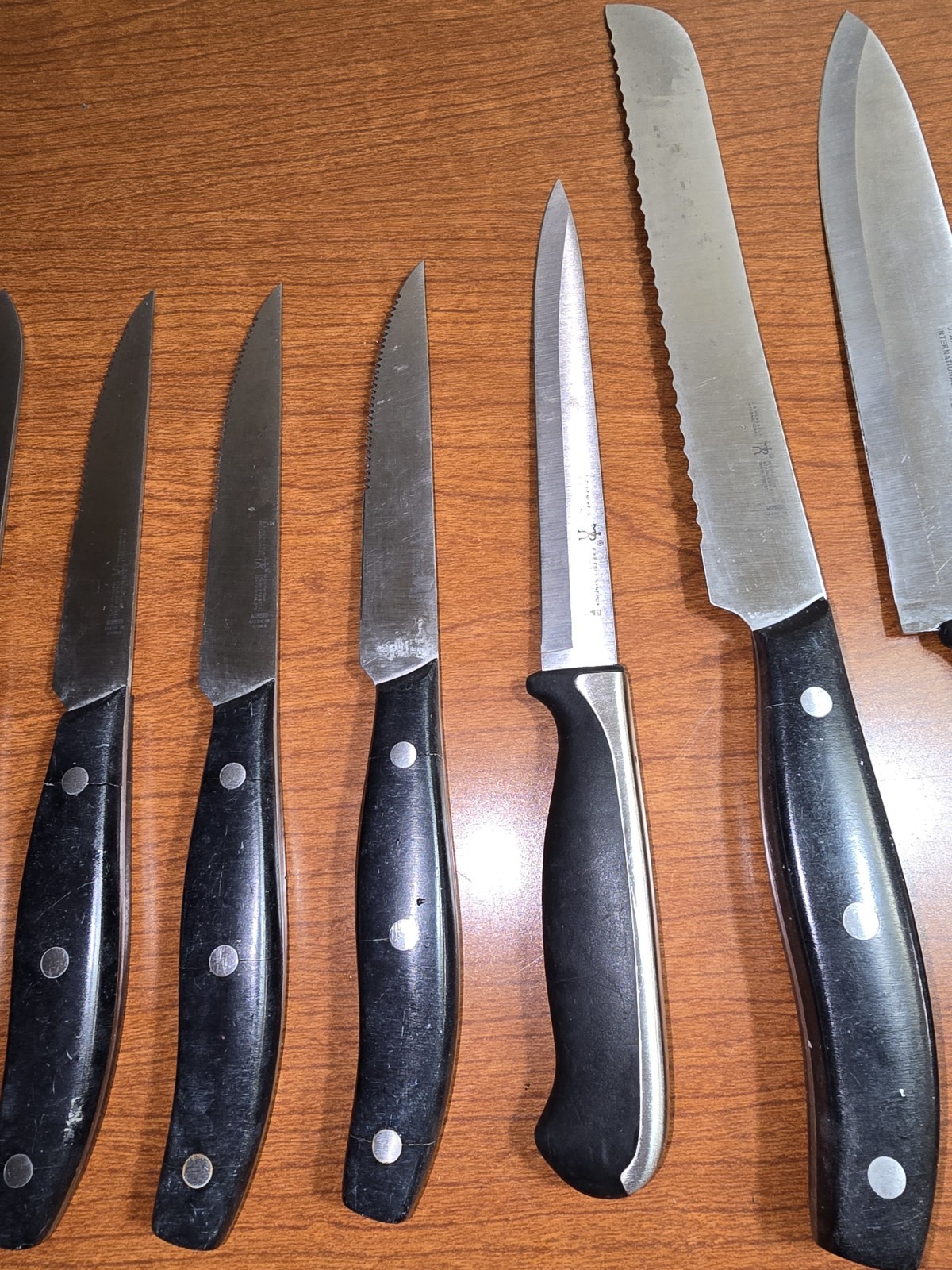 Lot Of 7 JA HENCKELS Hi Definition And Fine Edge Synergy