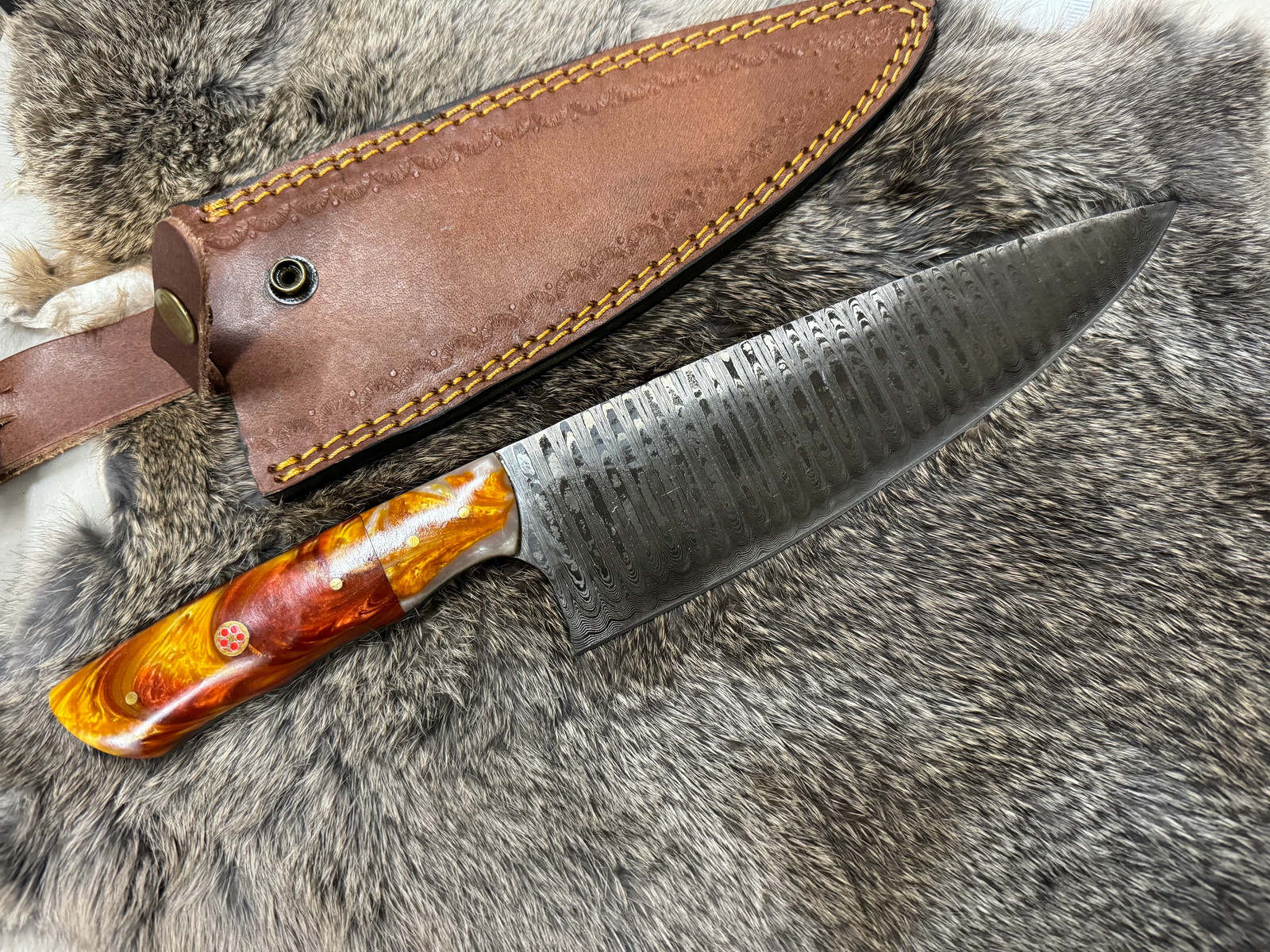 Hand-Forged Damascus Steel Chef Chef’s Knife Resin Handle Outdoor