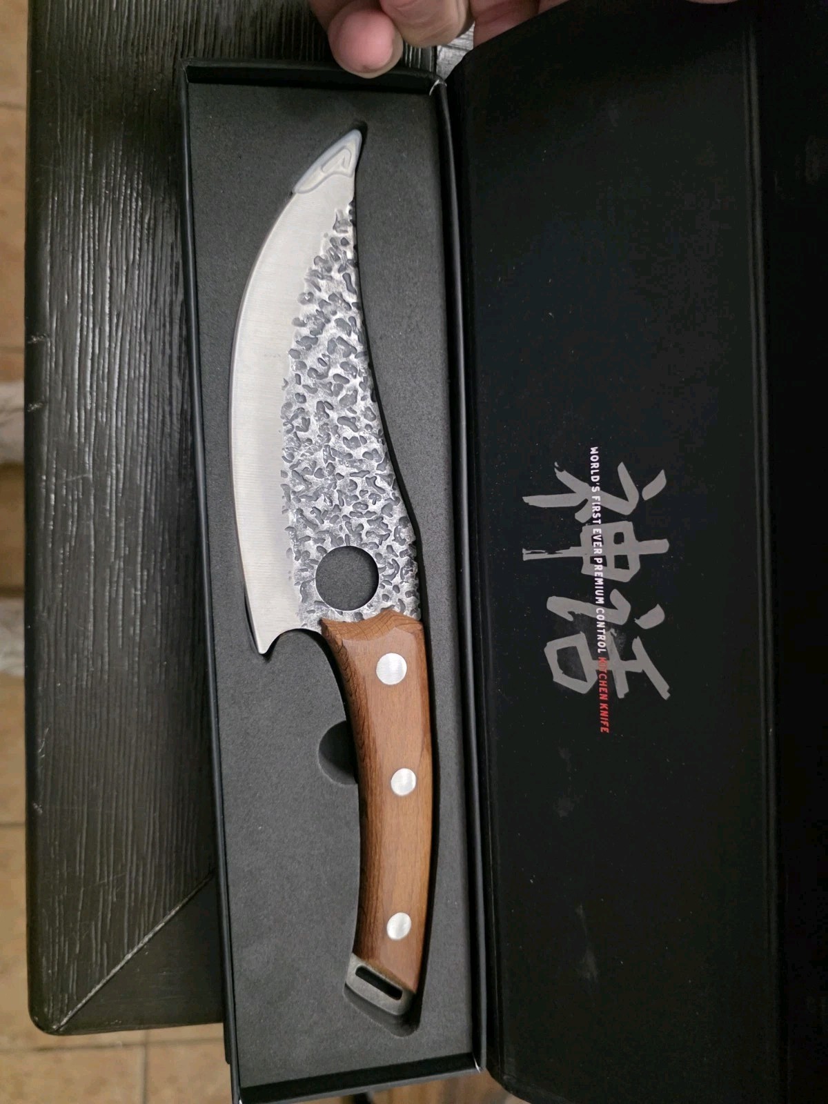 Huusk by Matsato Kitchen Knife – Extremely Sharp Blade Beech Wood Handle 🔥 NEW