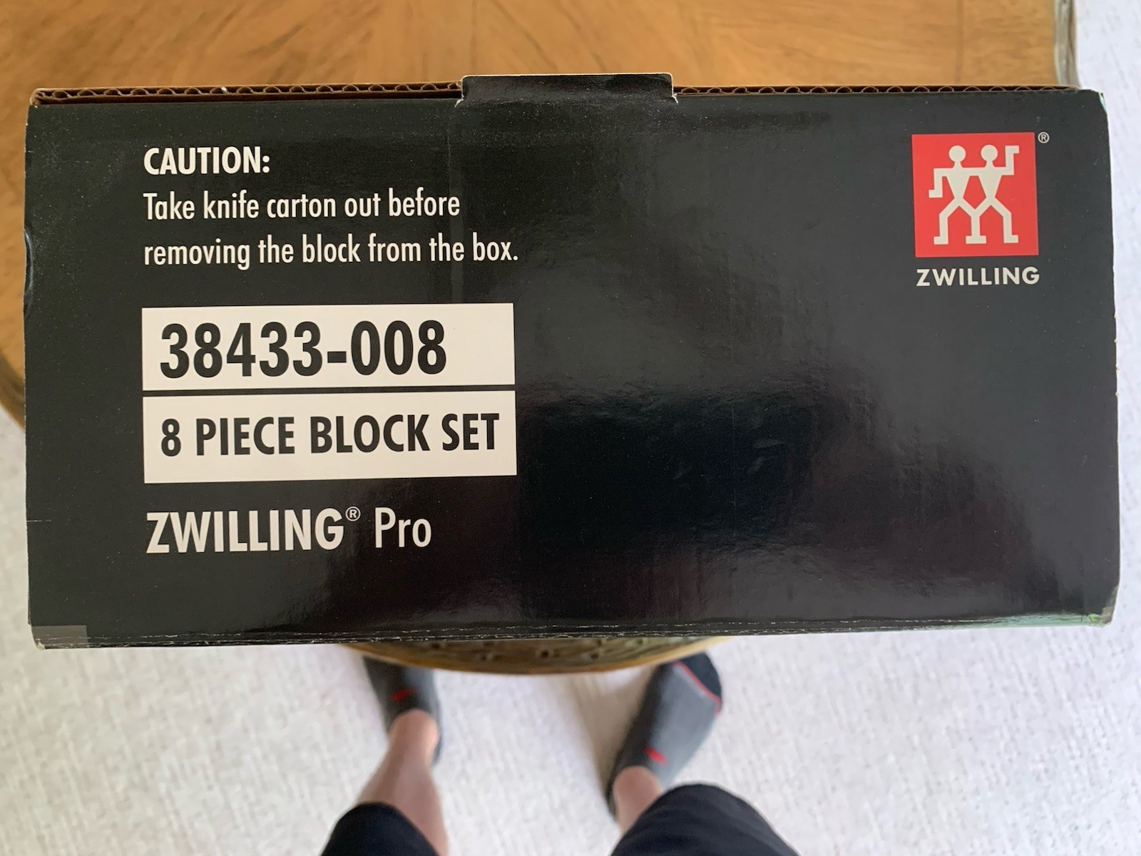 ZWILLING Pro 38433-008 8-Piece Knife Block Set Stainless Steel, Dishwasher Safe