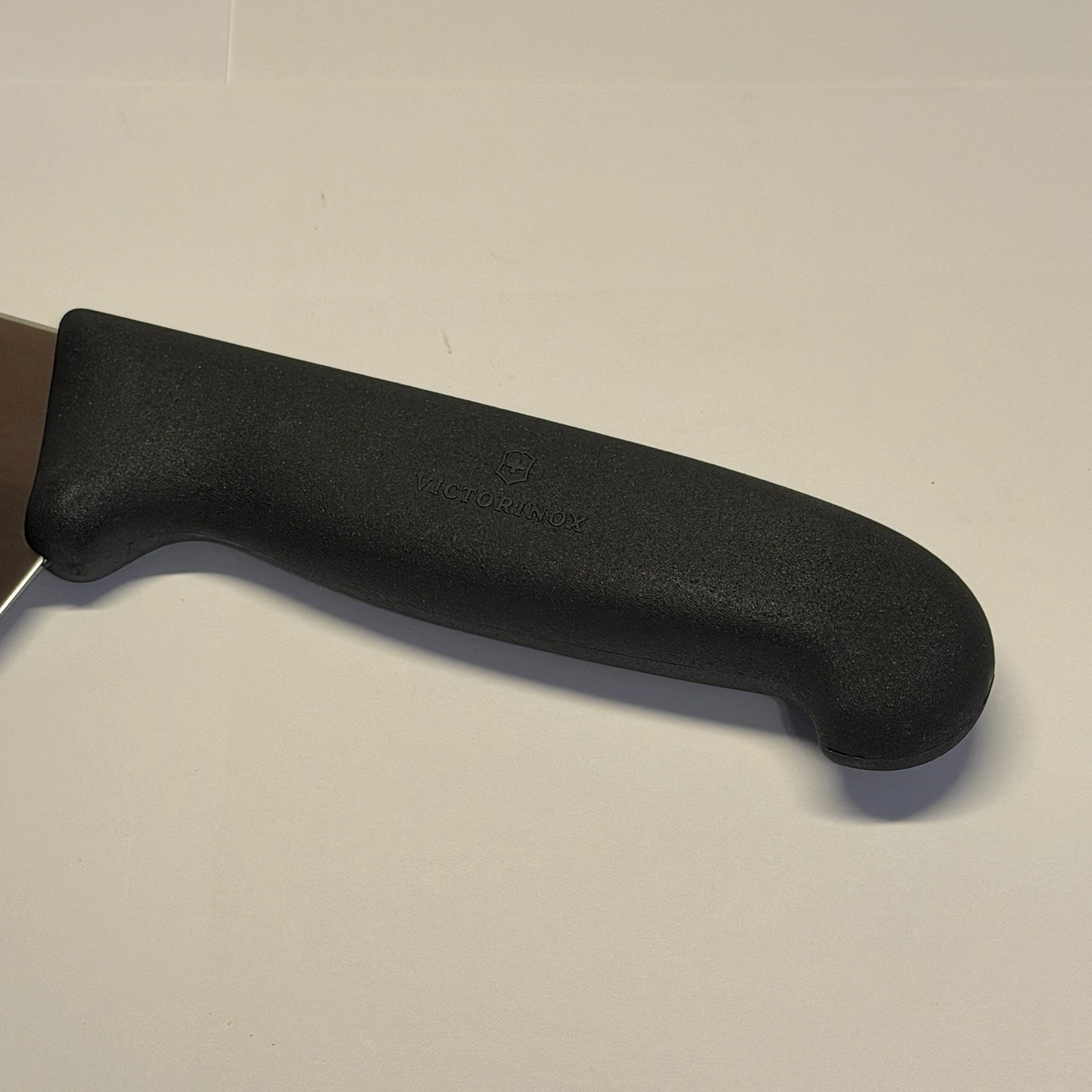 Victorinox Chef’s Knife Extra Wide, 8″ Long Blade Fibrox Handle 5.2063.20