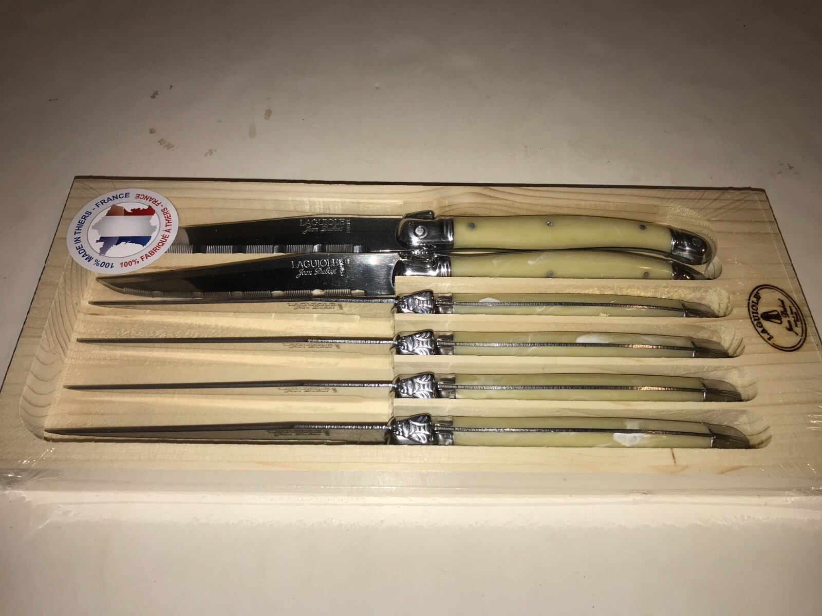 Set of 6 authentic French Jean Dubost Laguiole steak knives cream color, new