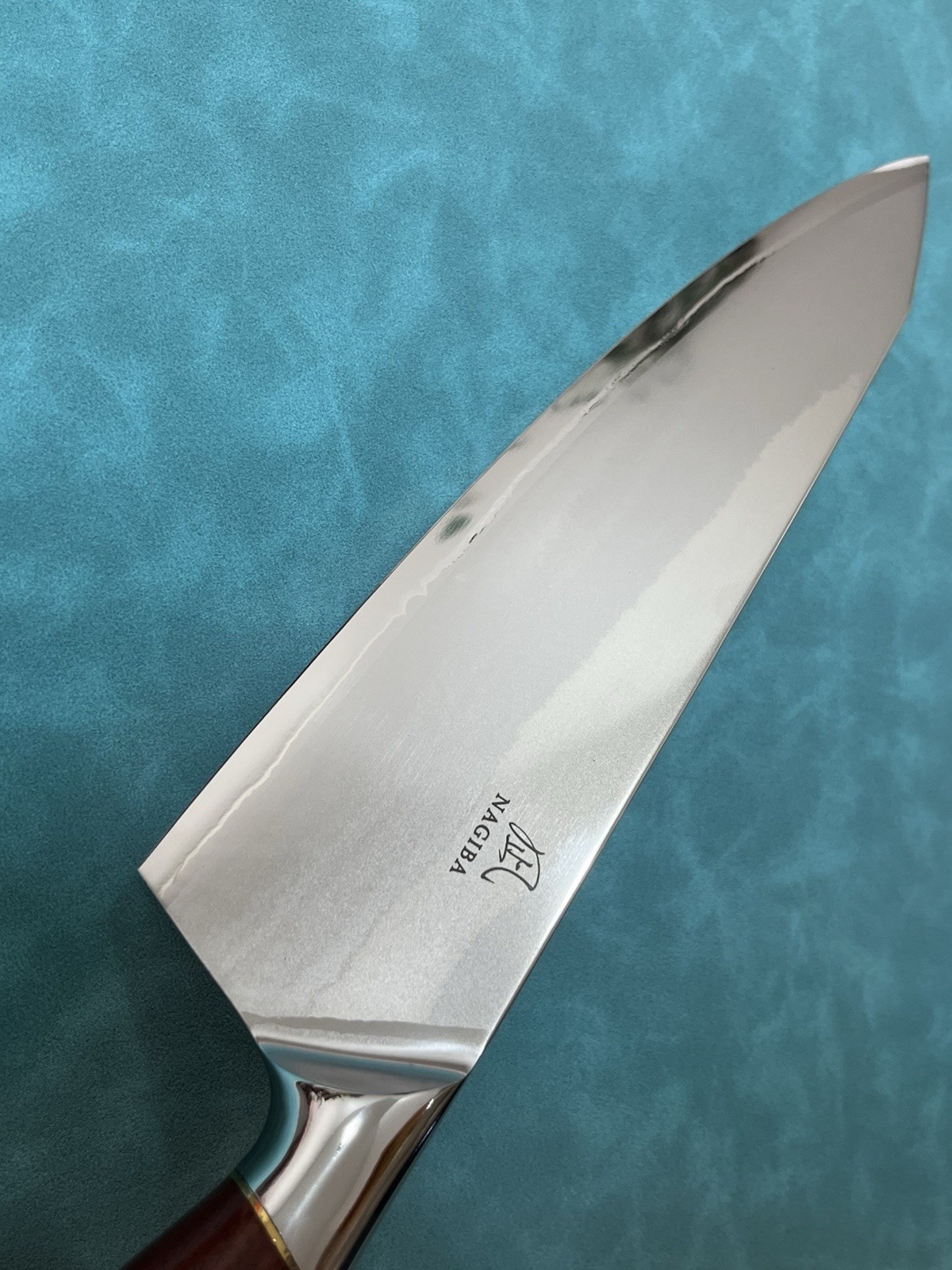 NAGIBA Kiritsuke Chef Knife 8″ 210mm 9Cr 9 Layer Stainless Steel Gyuto Rosewood
