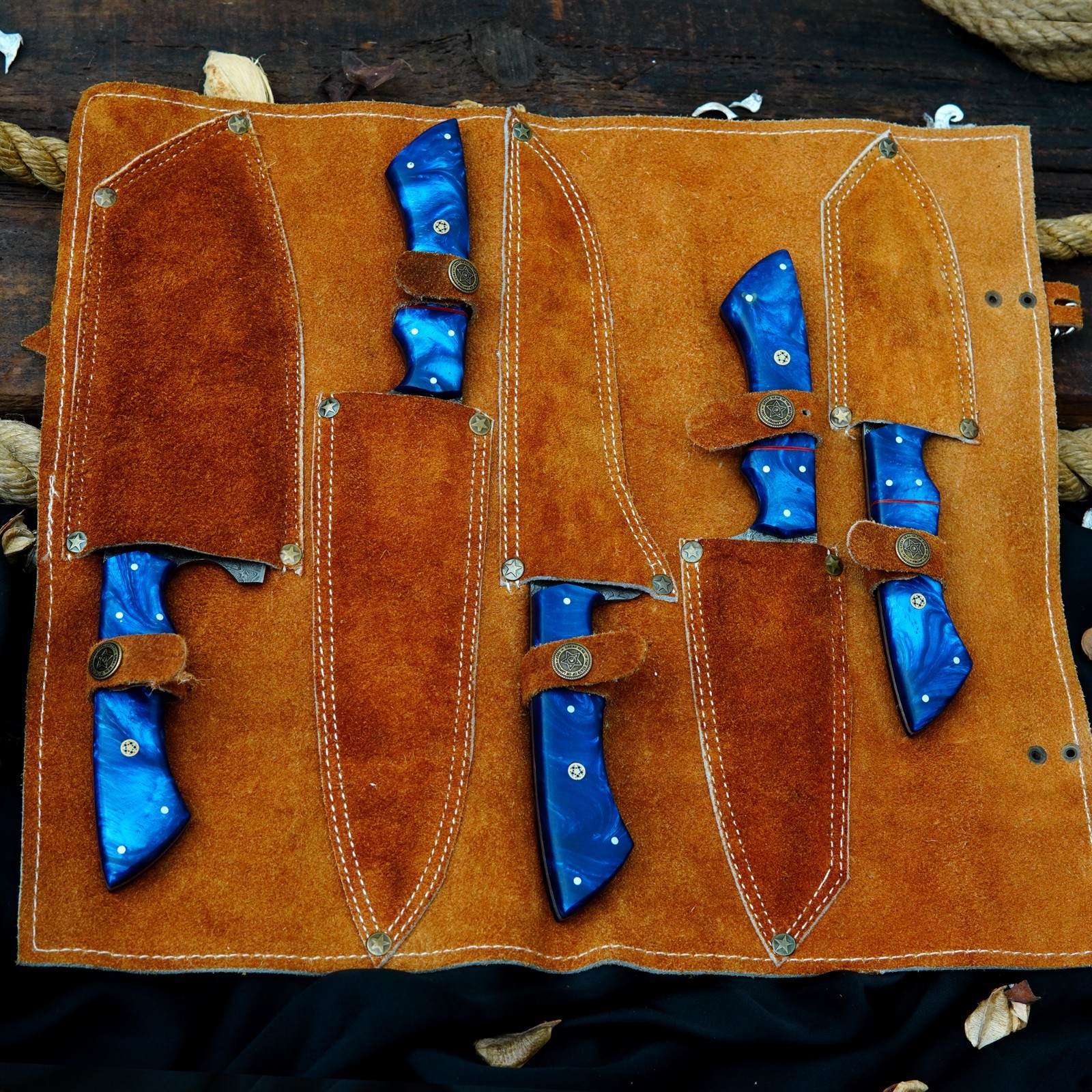 CUSTOM HANDMADE RAINDROP DAMASCUS HAMMERED 5 PIECES CHEF SET W/ LEATHER BAG