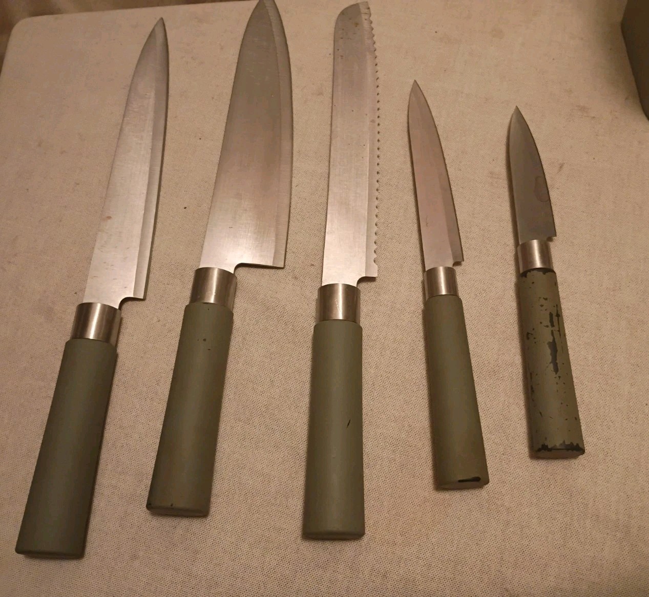 Sharper Image 5 Piece Knife Set With Block Grey