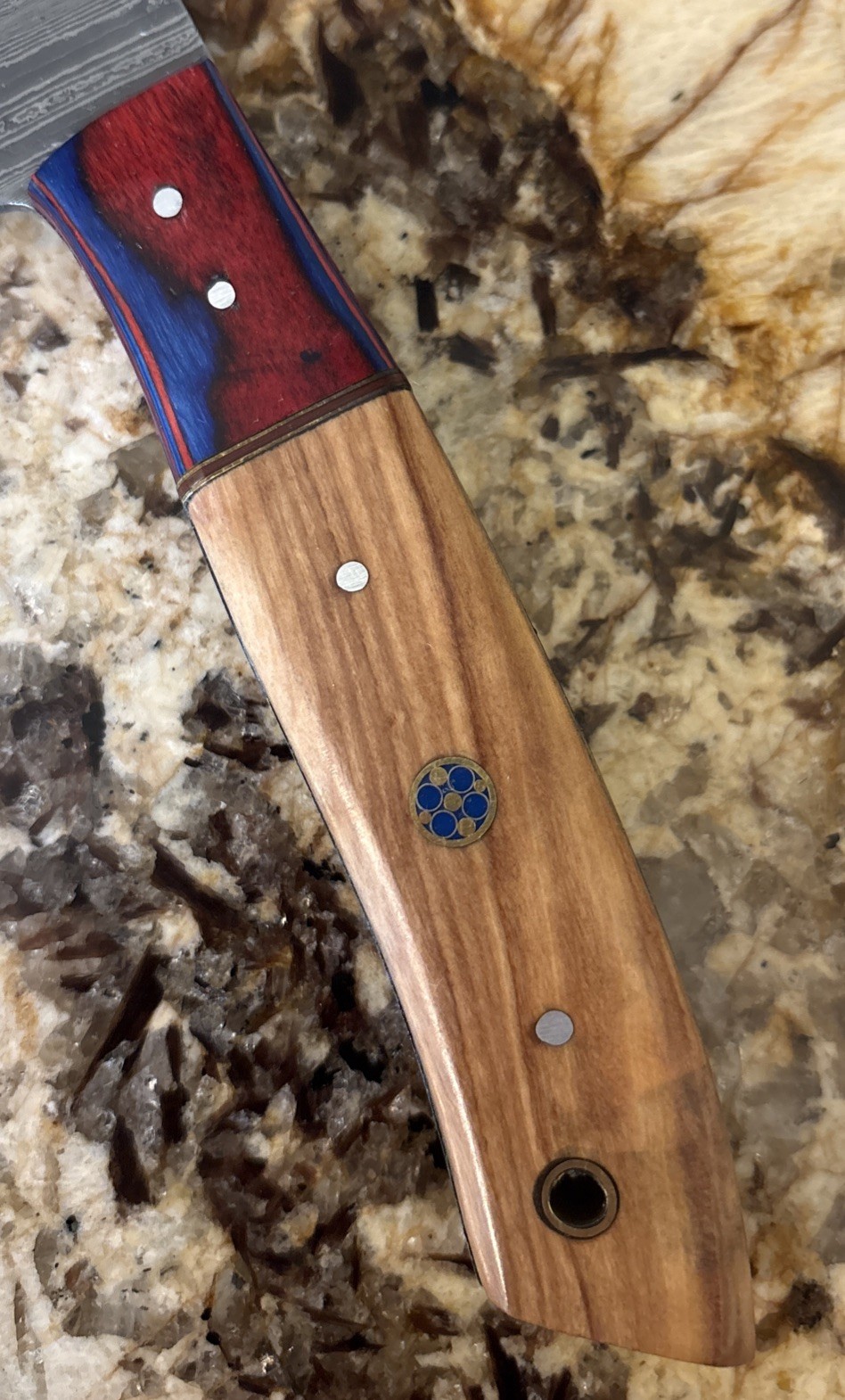 13” Damascus Serrated Bread Knife W/ Multi Colored Wood Handle & Leather Sheath