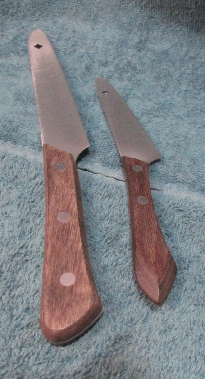 2 Vintage Round End MAC KITCHEN KNIVES Full Tang Rivet Wood Handles Made Japan