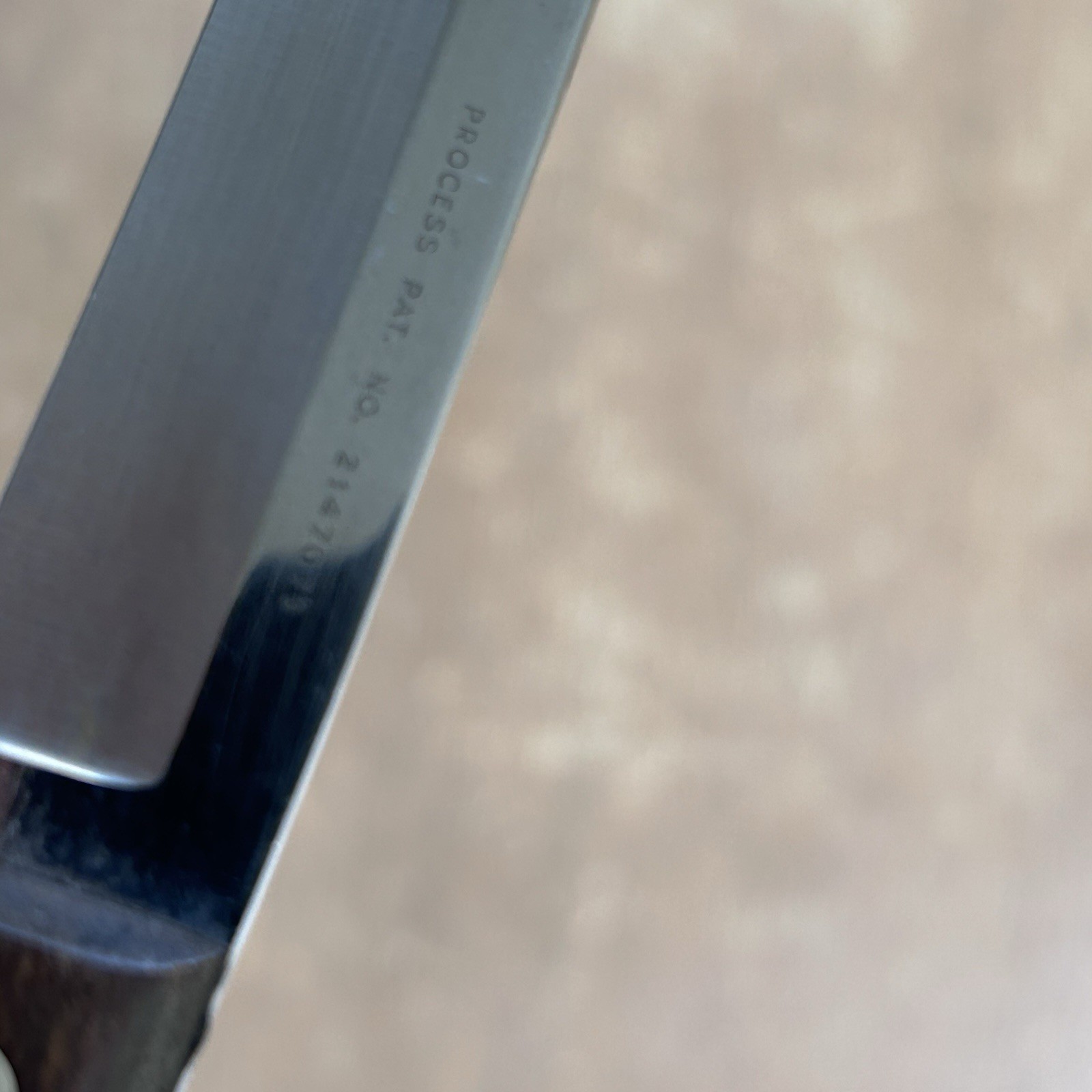 Case XX CAP-242 9.5″ Stainless Steel Blade Carving / Bread Knife Wood Handle