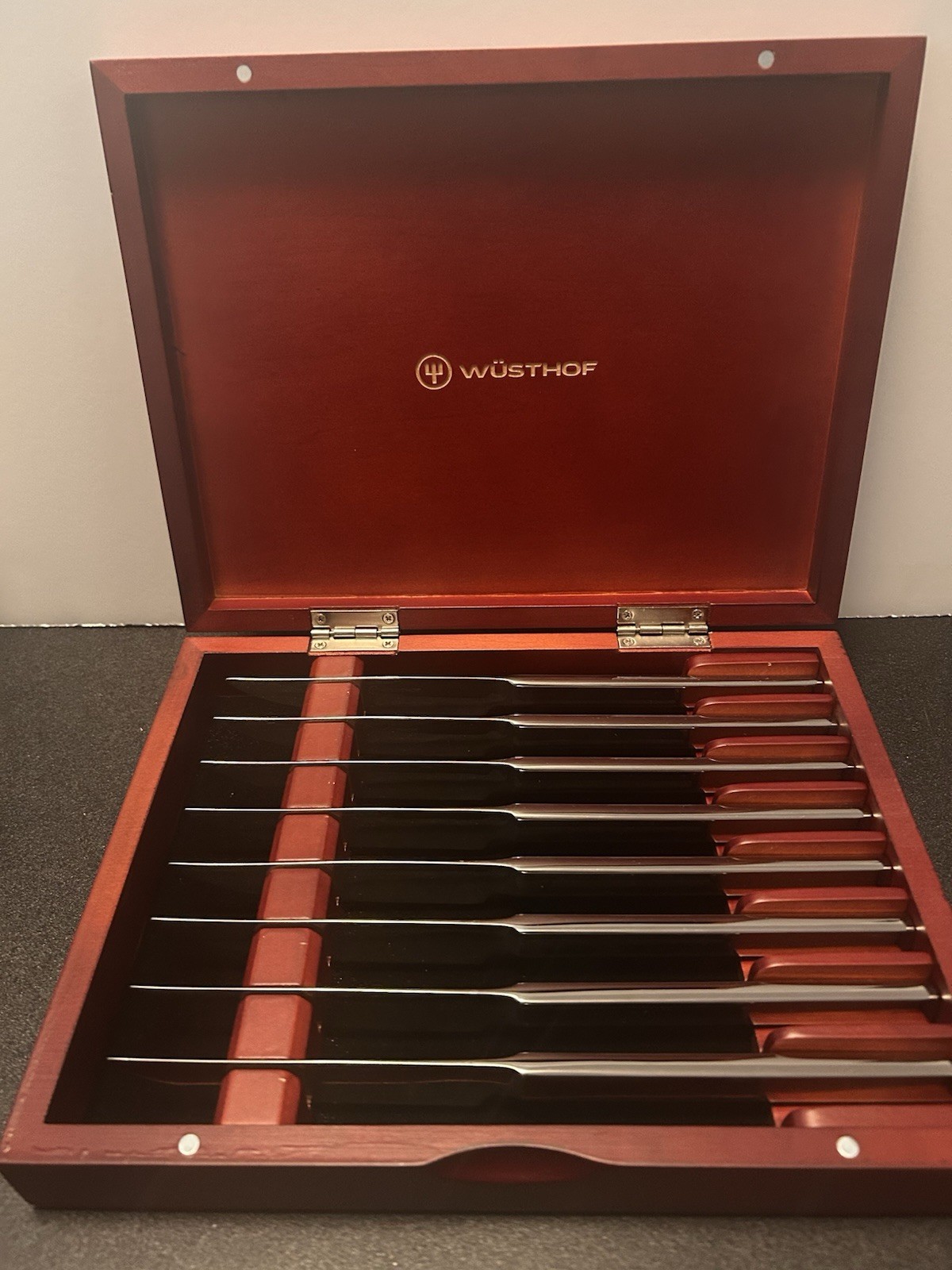 Wüsthof 8-Piece Steak Knife Set with Wooden Storage Box – German – OPEN New