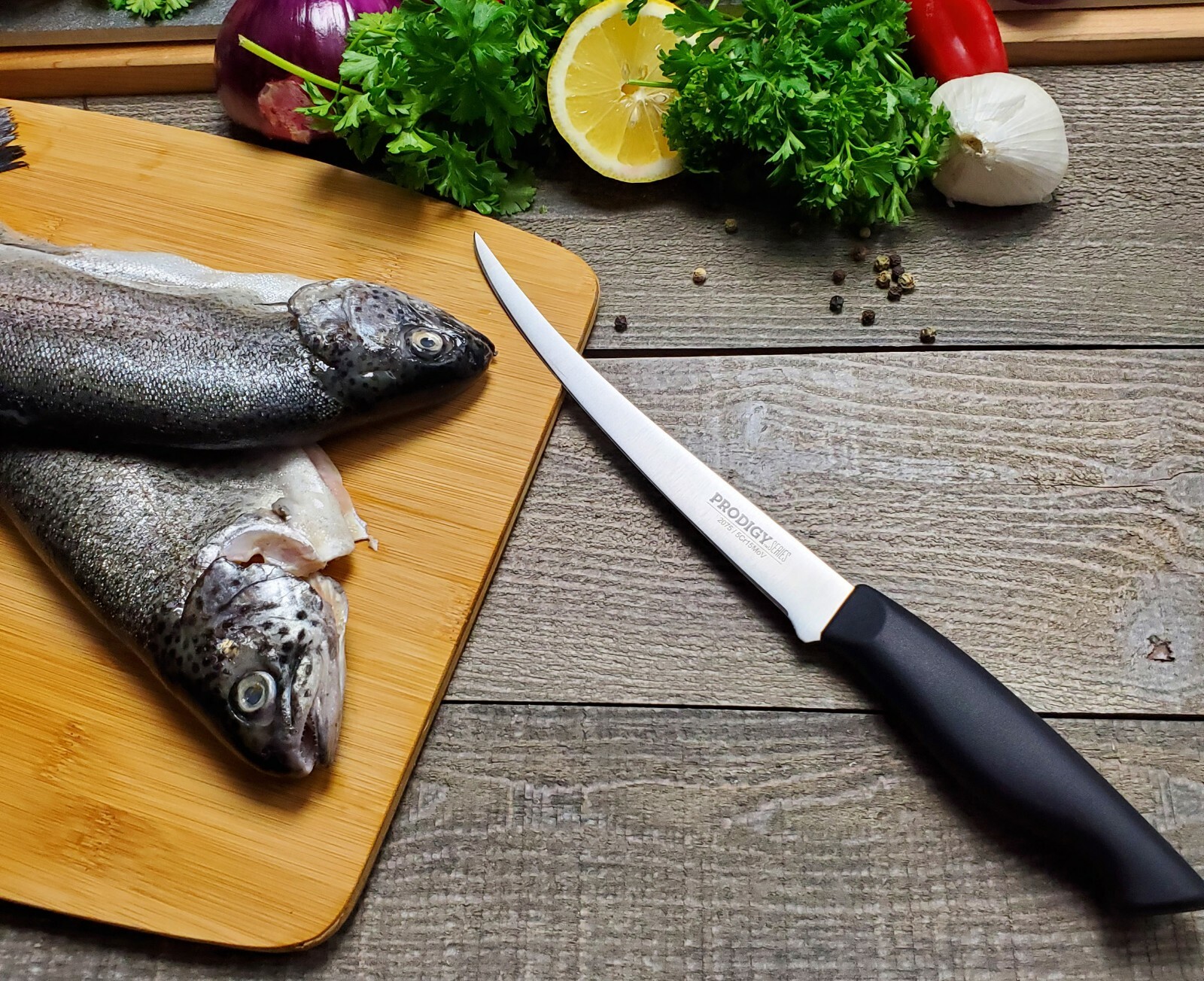 7.5″ Fish Fillet Knife Flexible blade Prodigy Series Non Slip Handle Ergo Chef