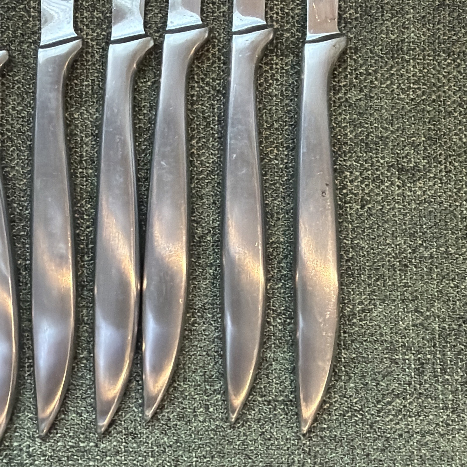 Lot of 11 SCC Italy Stainless Steel Steak Knives Serrated Modern Flatware