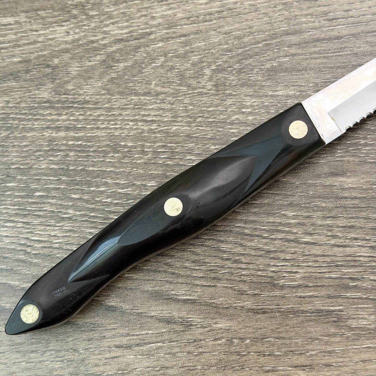 Cutco 1724 JE 9-3/4″ Serrated Bread Knife Stainless Blade Dark Brown Handle USA