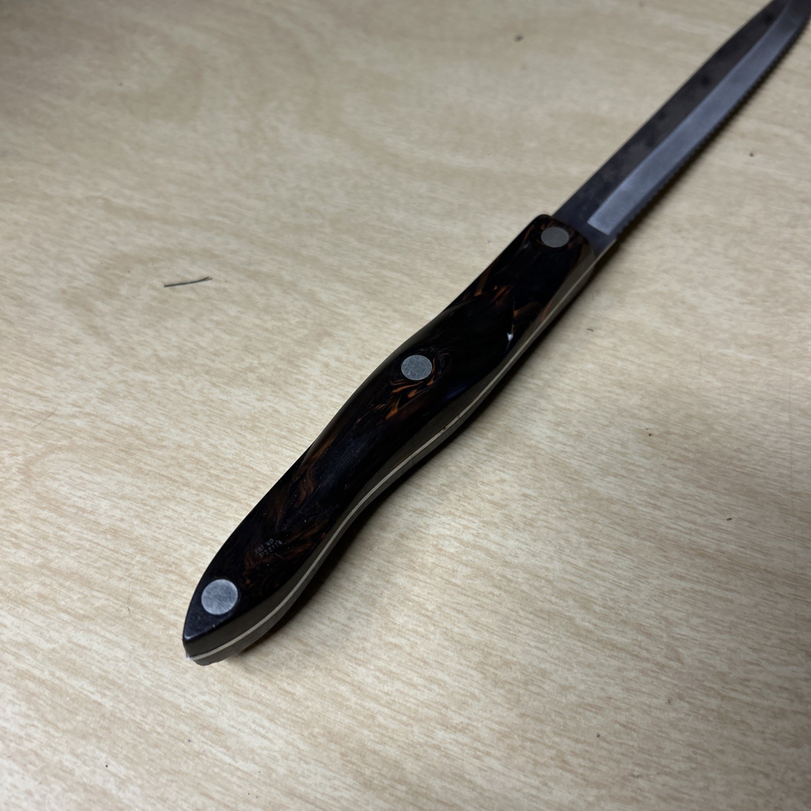 Cutco 1729 7 Inch Blade Carver Knife – Classic Dark Brown