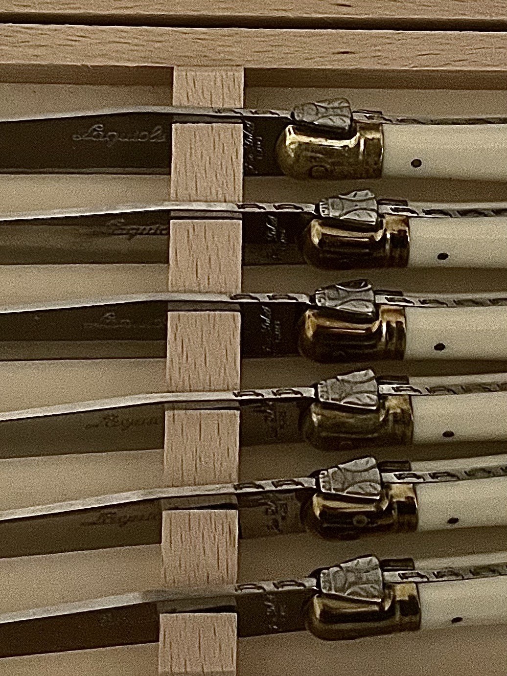 Laguoile 6-Piece Steak Knife Set Ivory Handles Stainless Steel Blades Wood Box