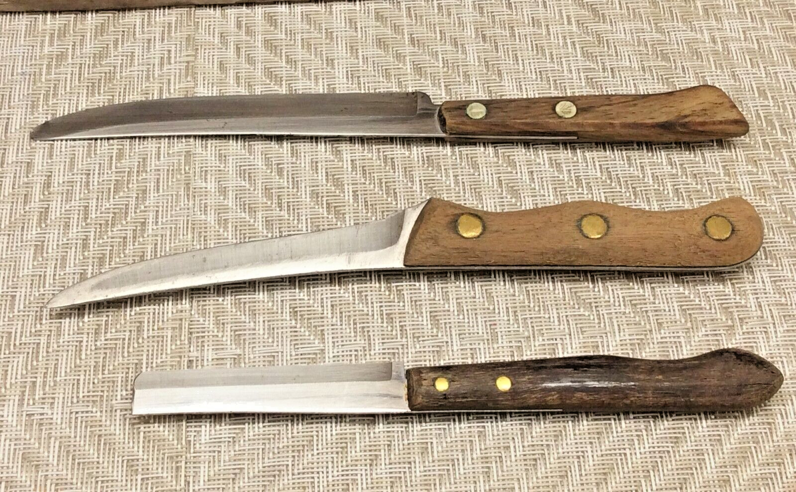 Mixed Lot Of 3 Paring/Steak Knives Stainless 3″ – 5″ Blades Wood Handles Vintage