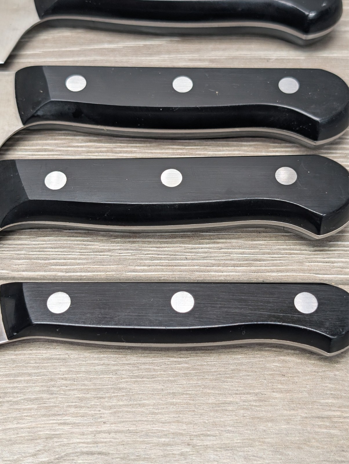 Henckels Solution Knife Set Chef Bread Santoku Slicer Stainless 4 Pc