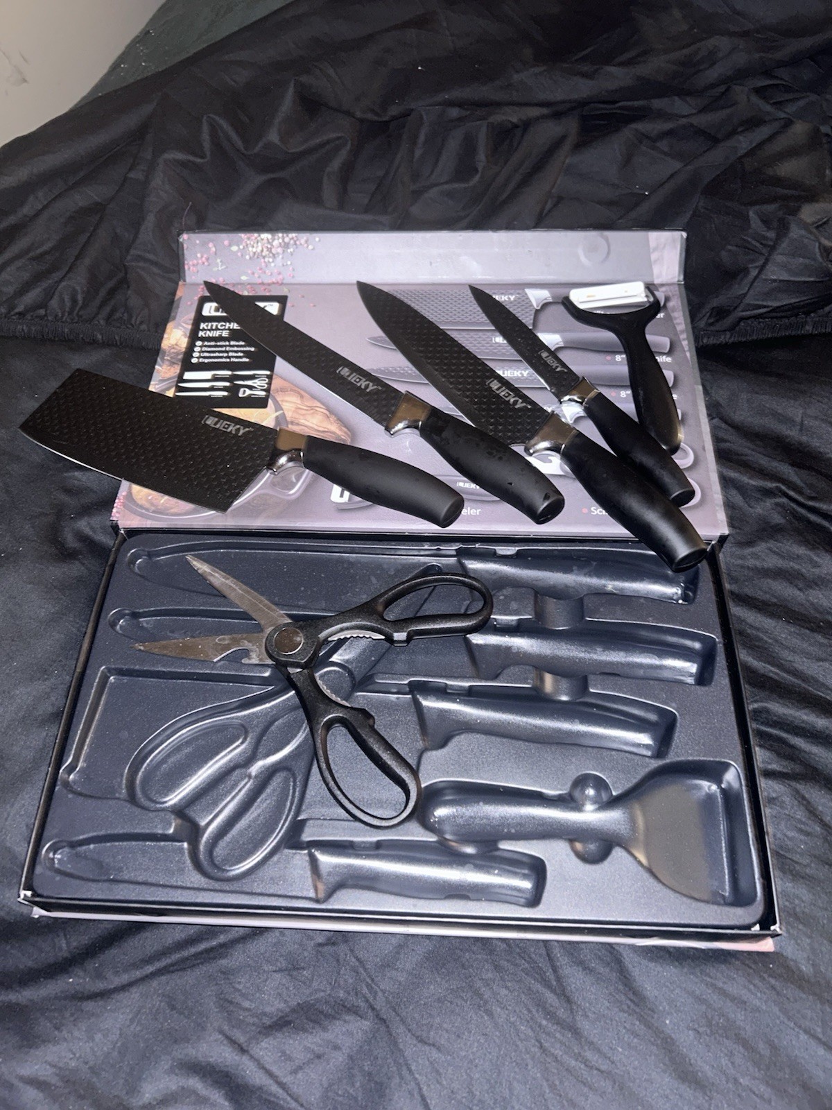 FIVE COWS 6-pc, 4 Kitchen Knives Scissors & Peeler, AntiSlip Grip/Gift Box