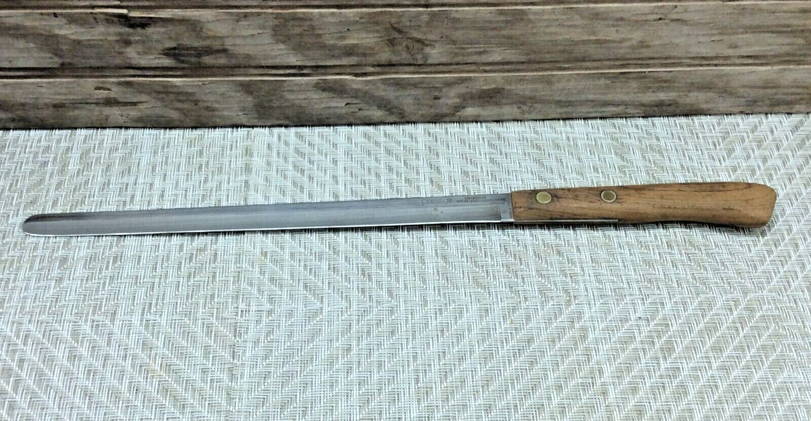 Prestige Vanadium S/S 9.25″ Blade Bread Knife Wood Handle Vintage England