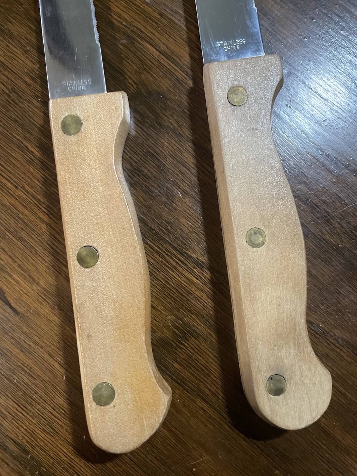 Set of 2 Stainless Steel Serrated Steak Knives with Wood Handles 13 Inches Long