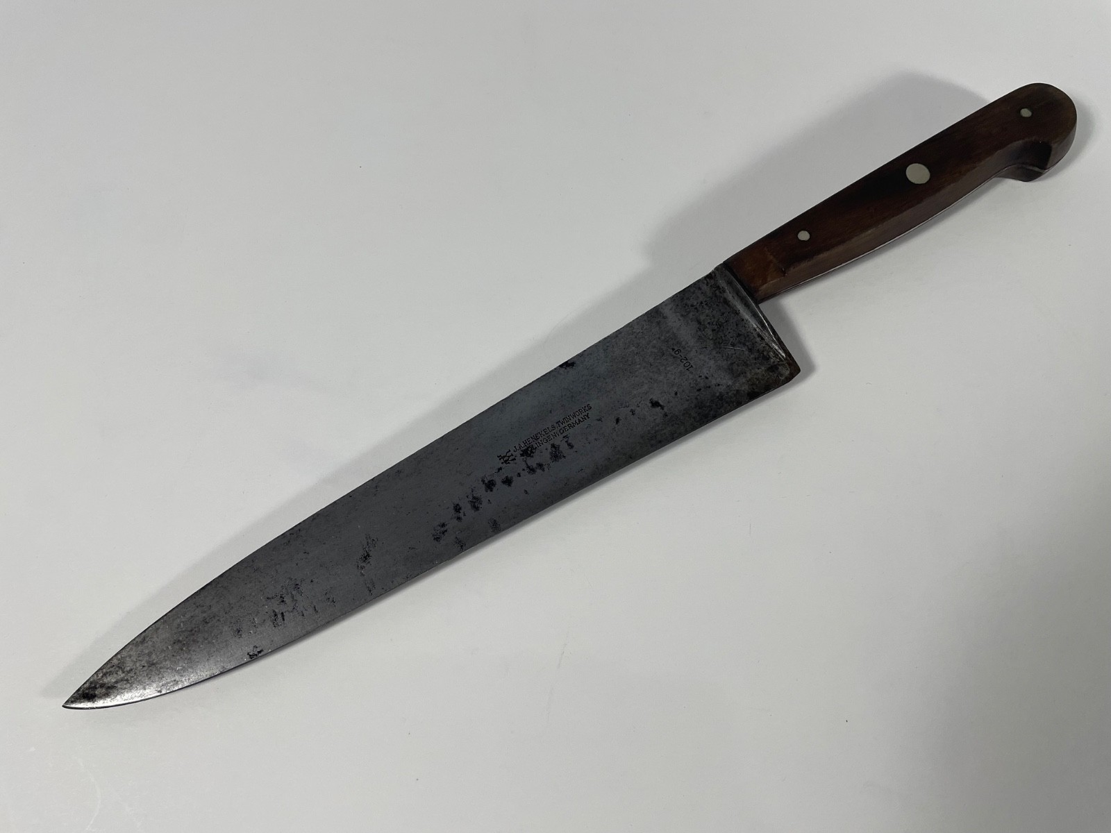Zwilling J.A. Henckels 9 inch Carbon Steel Semi-Flexible Chef Knife – 102-9
