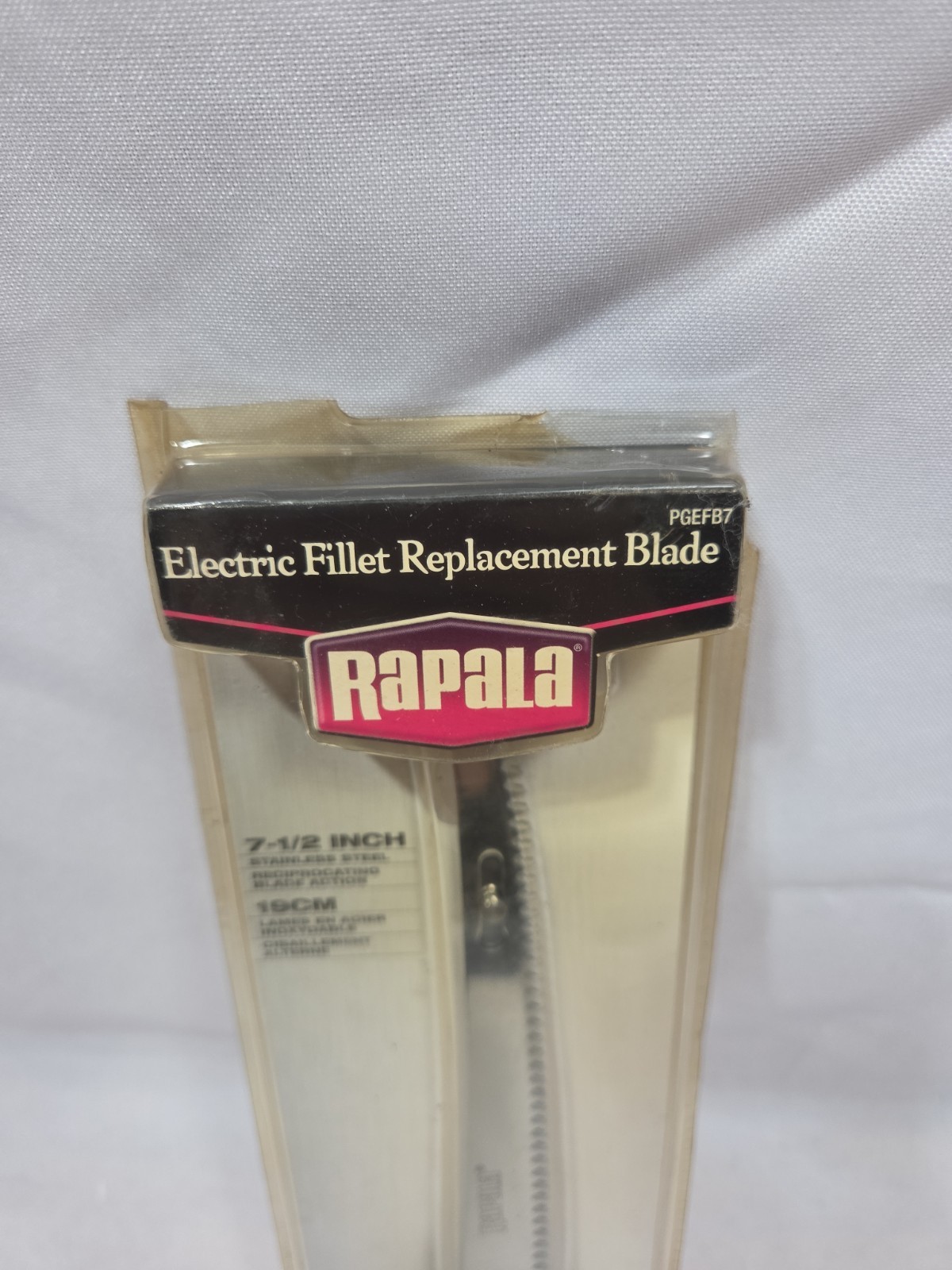 Rapala 7.5 Inch Electric Fillet Knife Replacemet Blade | REFB7 New Cut Top
