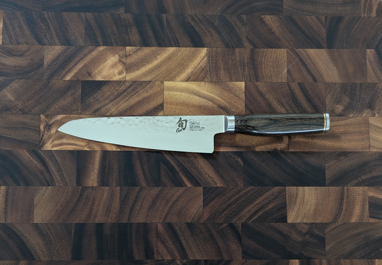 Shun Premier 7″ Asian Cook’s Knife VG-MAX Damascus Gyuto Pakkawood Japan