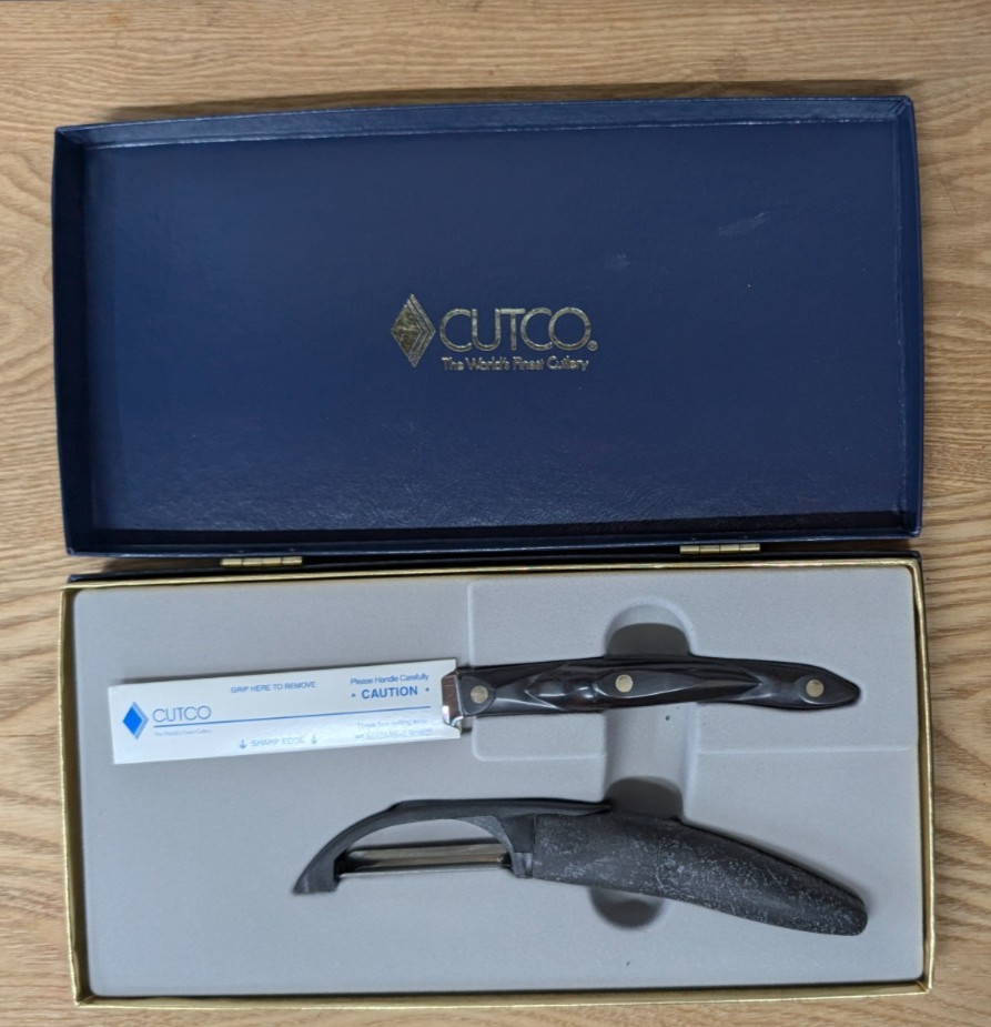 Cutco Peel n’ Pare Pack 2-Piece Gift Set – Paring Knife 1720 & Peeler 1501 – UNU