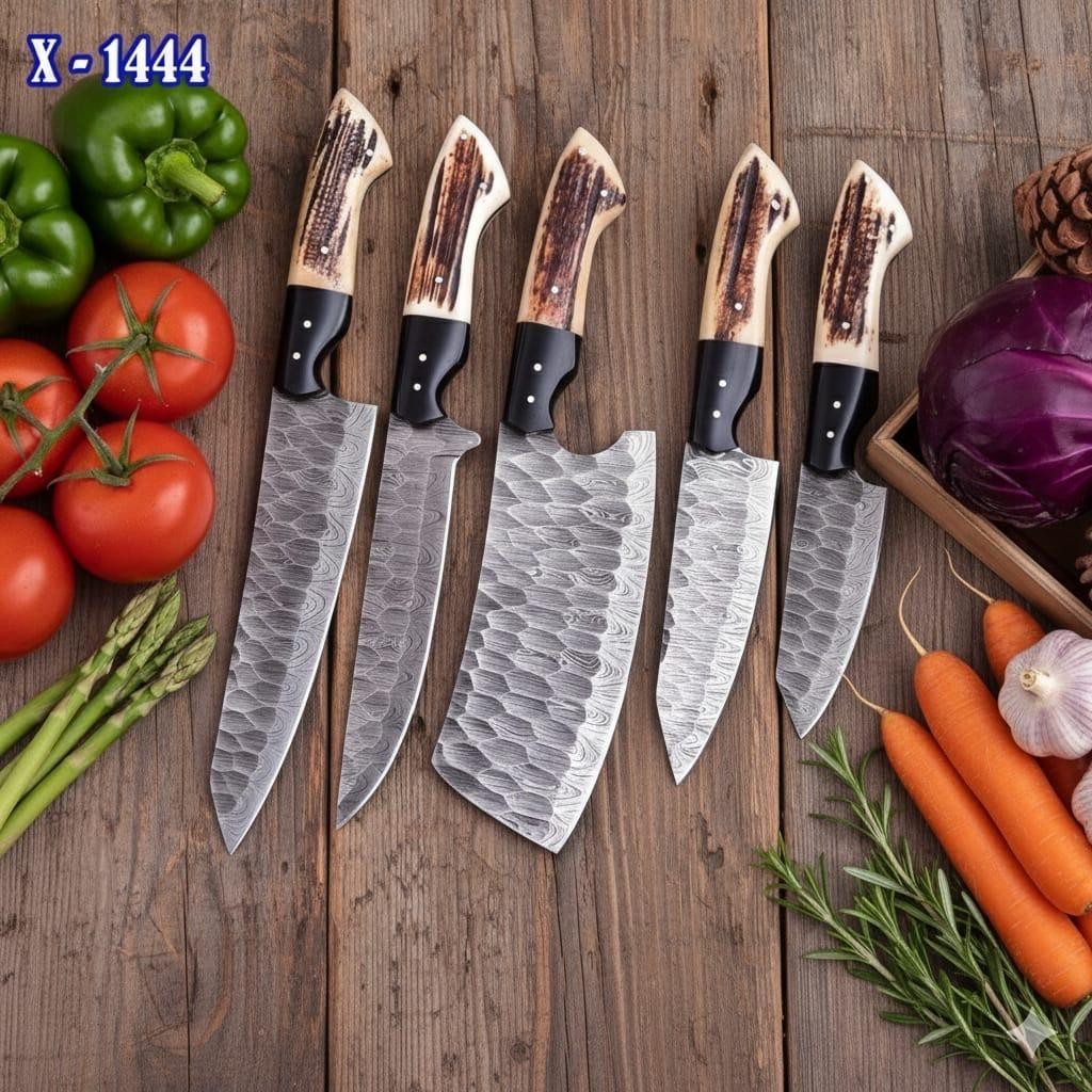 Master Chef Hand Forged Damascus Steel Chef Knifes Set Bull Horn Stag Handle