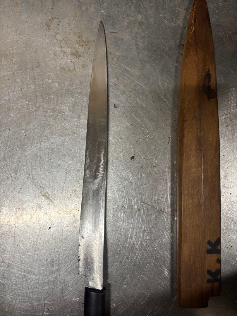 Aritsugu Yanagiba Sashimi Knife 270mm (10.6″) w/Saya Used – Fair Condition
