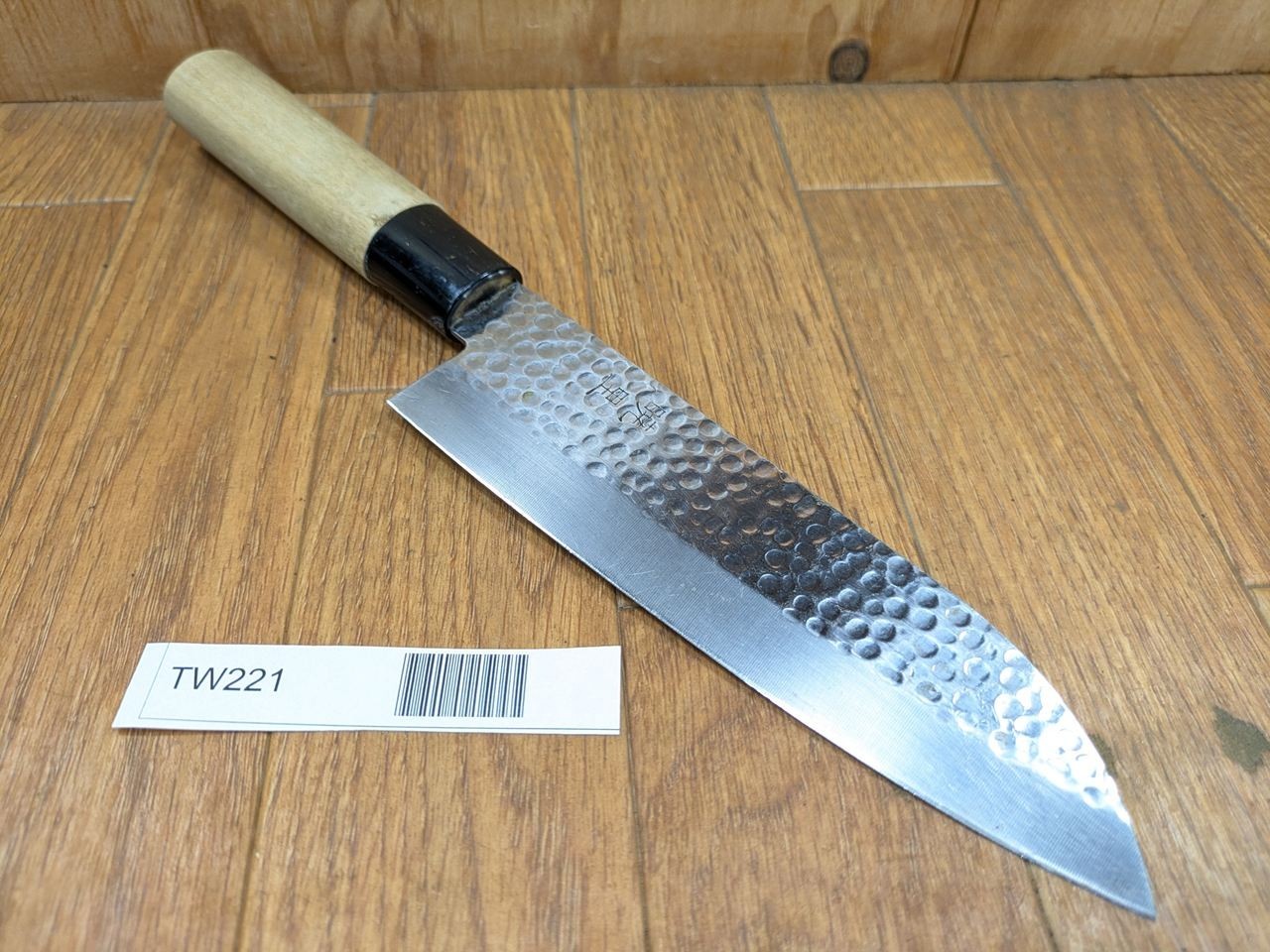 Japanese Chef’s Kitchen Knife SANTOKU Vintage from Japan for All 169/303mm TW221