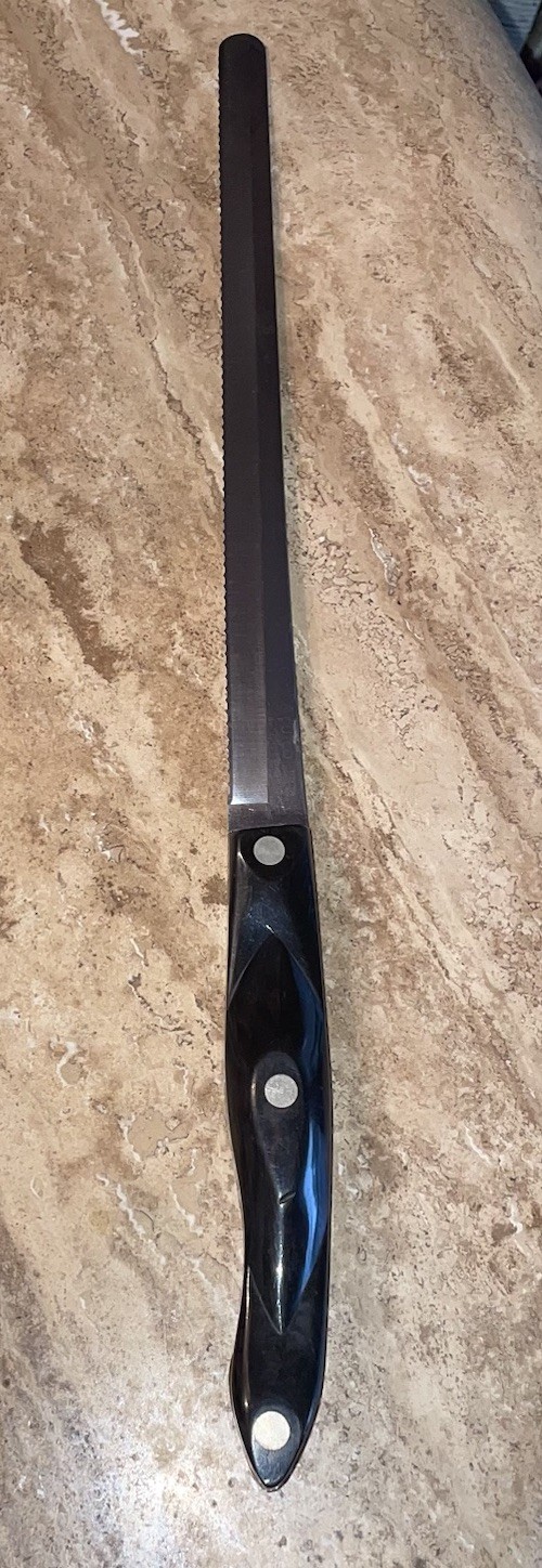 Cutco 1724 KA Chef’s Serrated Bread Slicer Knife 10″ Blade Brown Handle Vintage