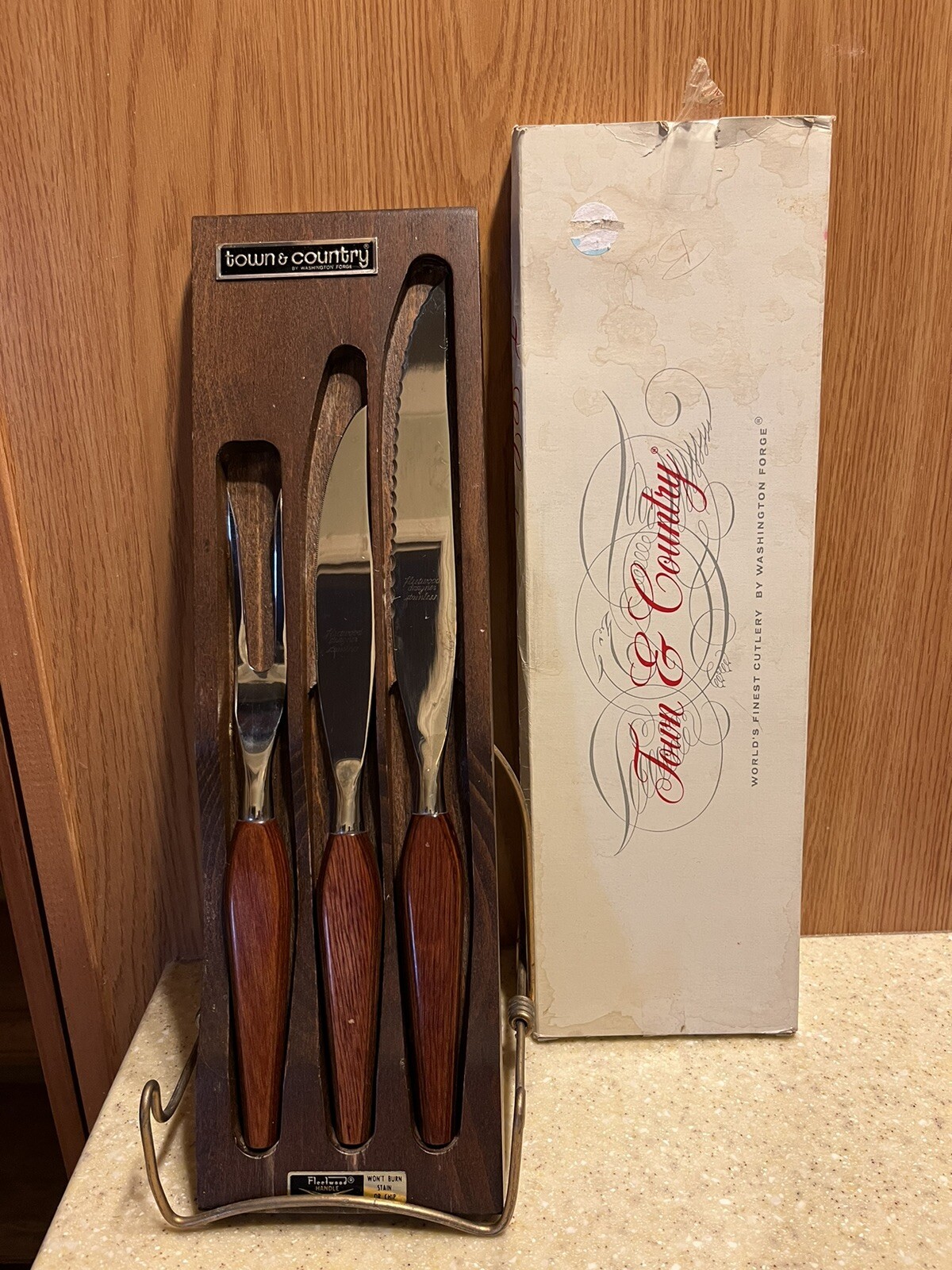 Washington Forge MCM Town & Country Fleetwood 3-Pc. Carving Set with Tray / Box
