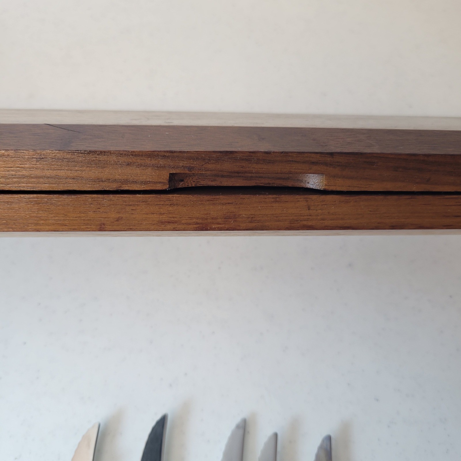 Vtg MCM Oneida Community Stainless Steak Knife Set Silver Wood Walnut Case 6 pc